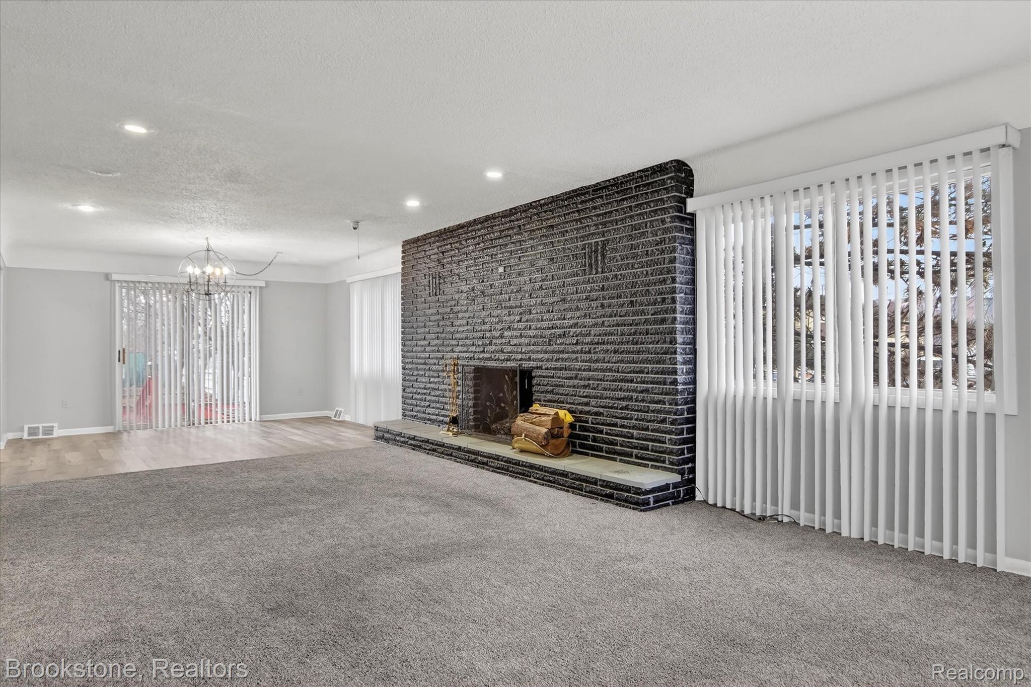 2555 W Boston Boulevard