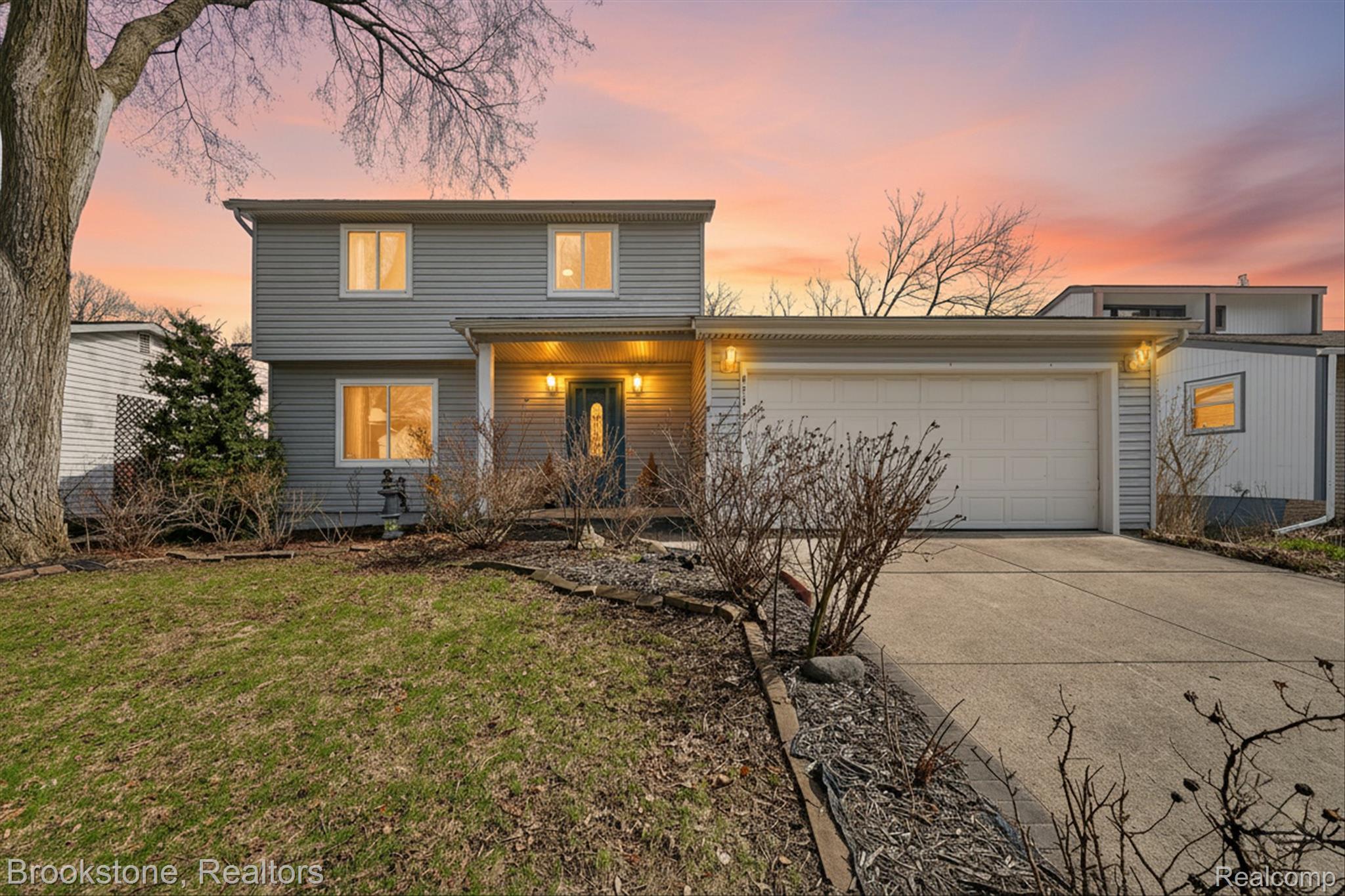 472 Westlawn Street