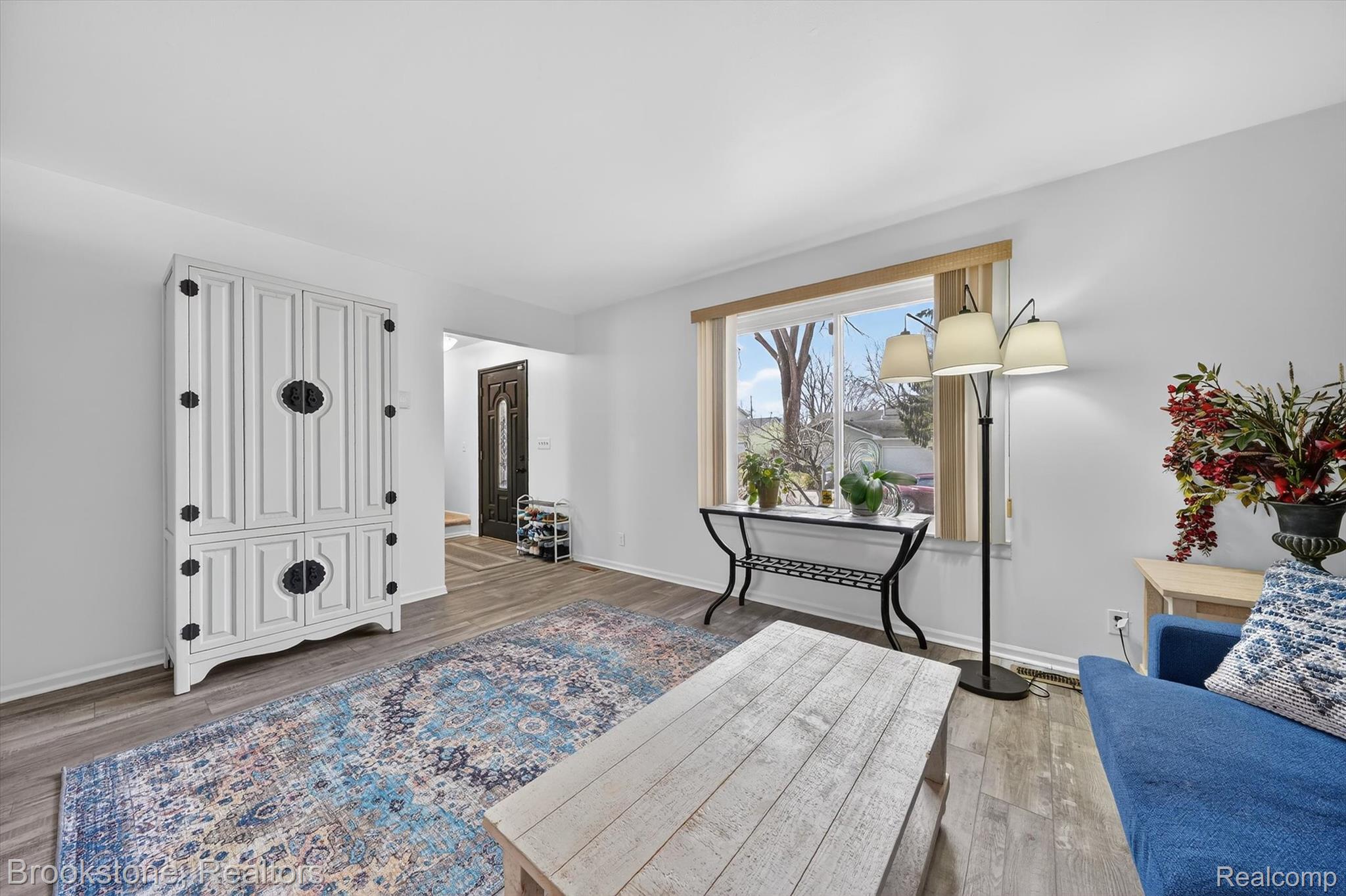 472 Westlawn Street