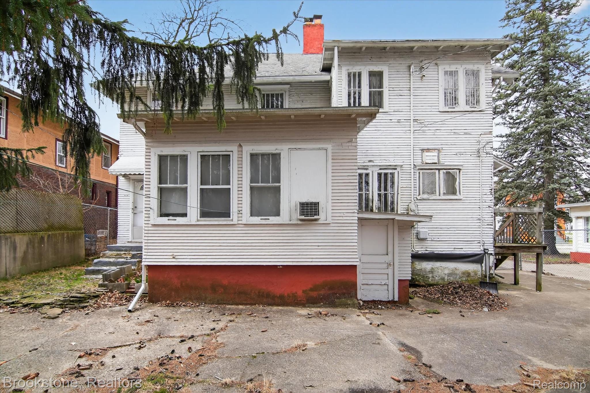 319 Homecrest Road