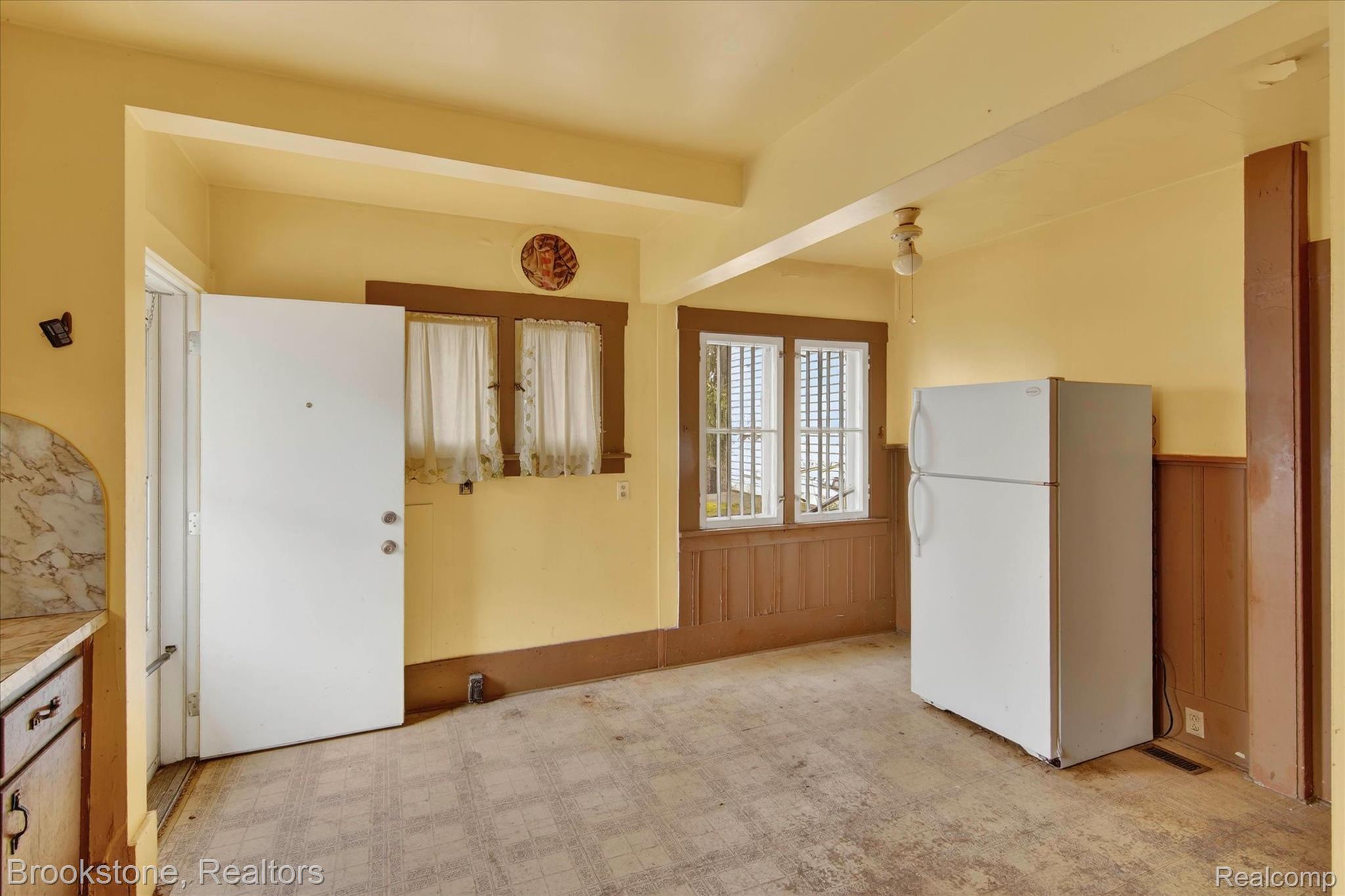 319 Homecrest Road