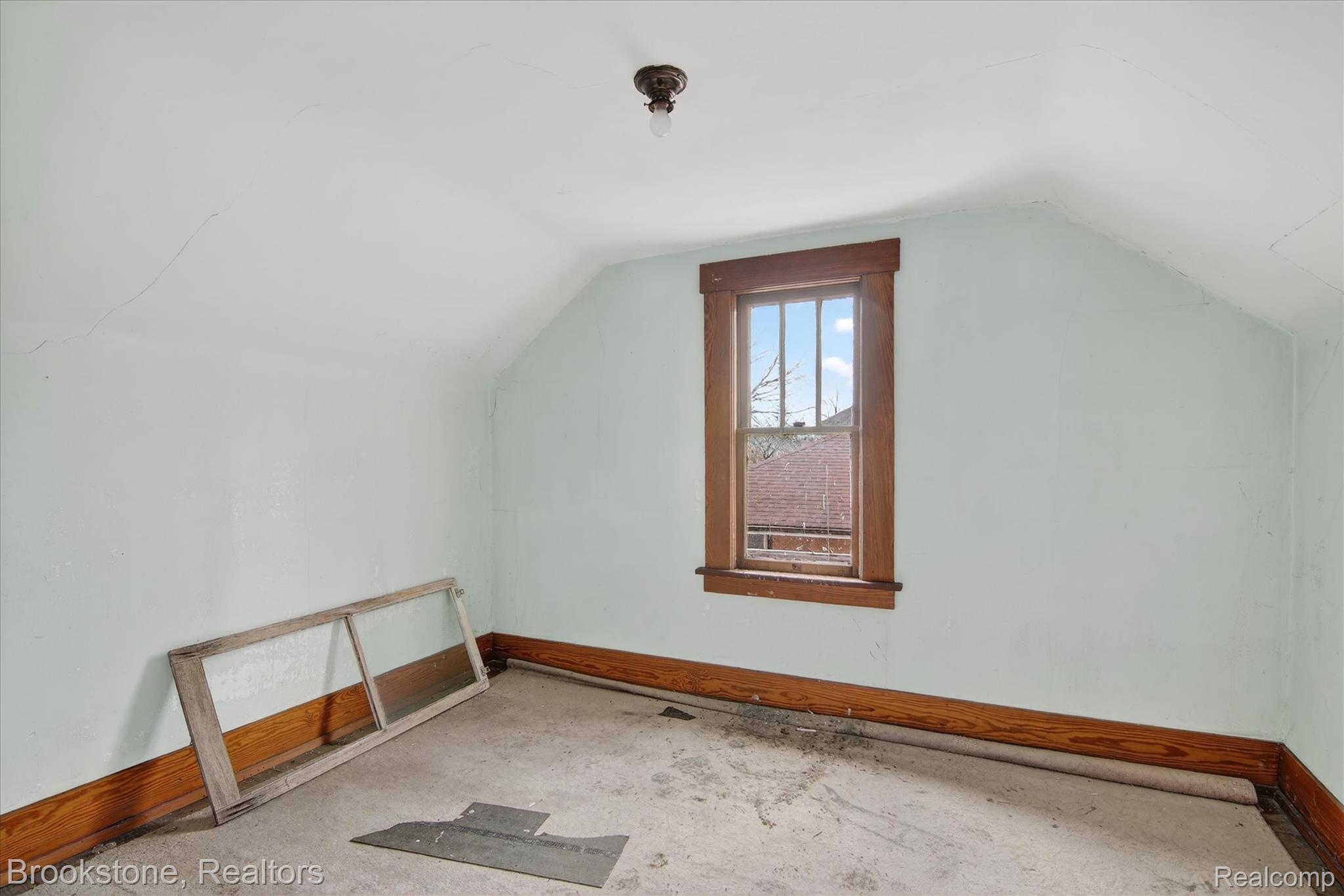 319 Homecrest Road