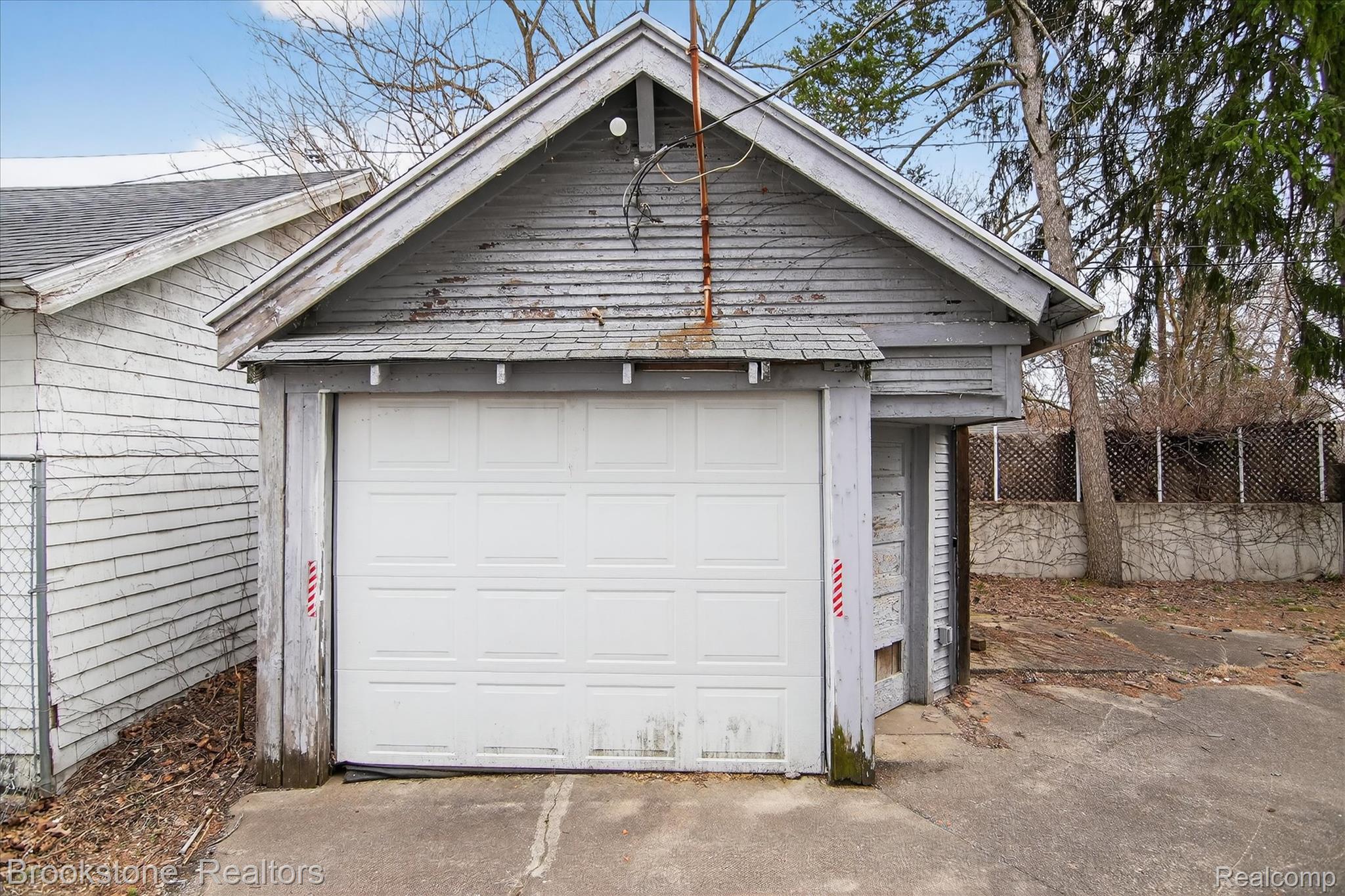 319 Homecrest Road