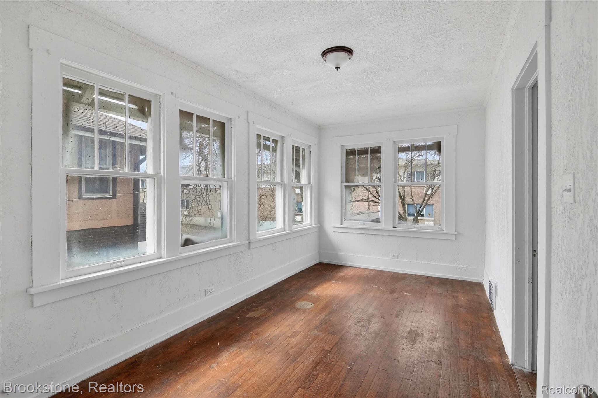 319 Homecrest Road