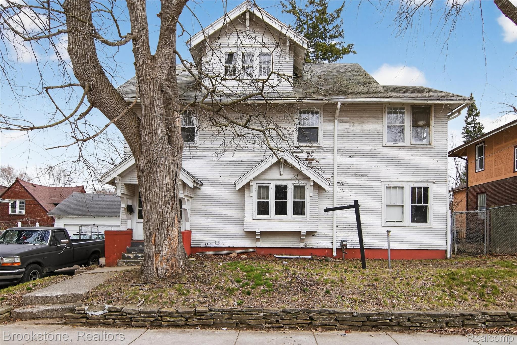 319 Homecrest Road