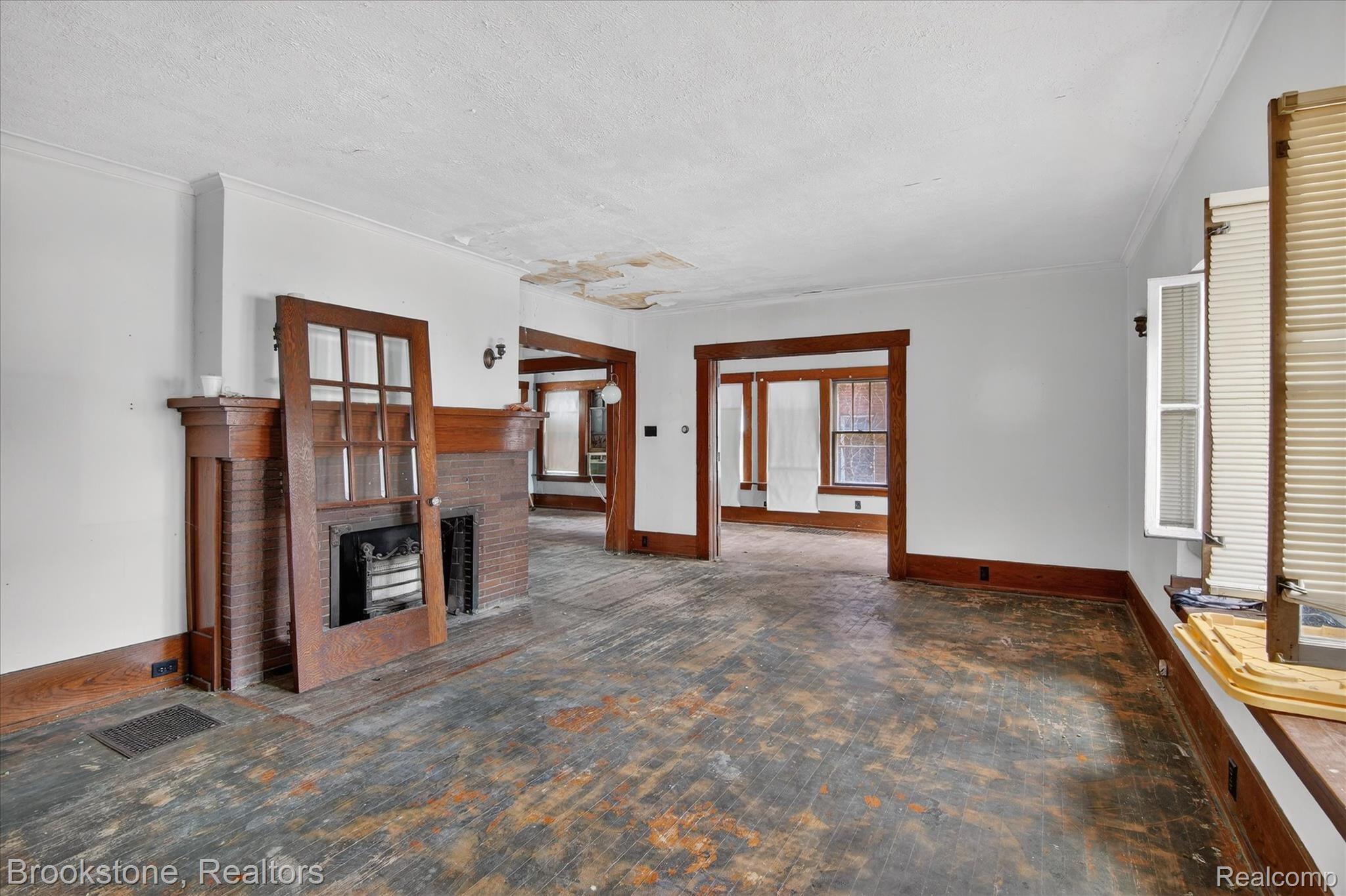 319 Homecrest Road