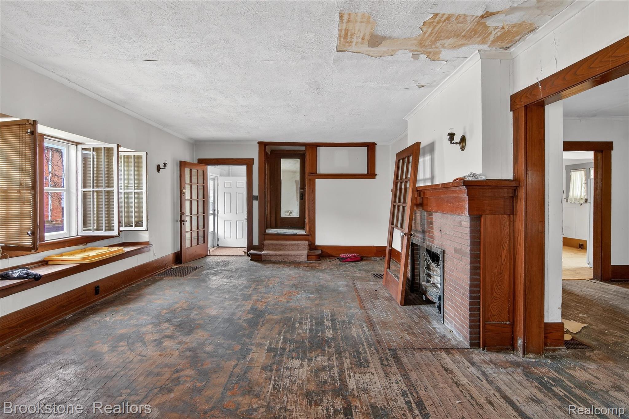 319 Homecrest Road