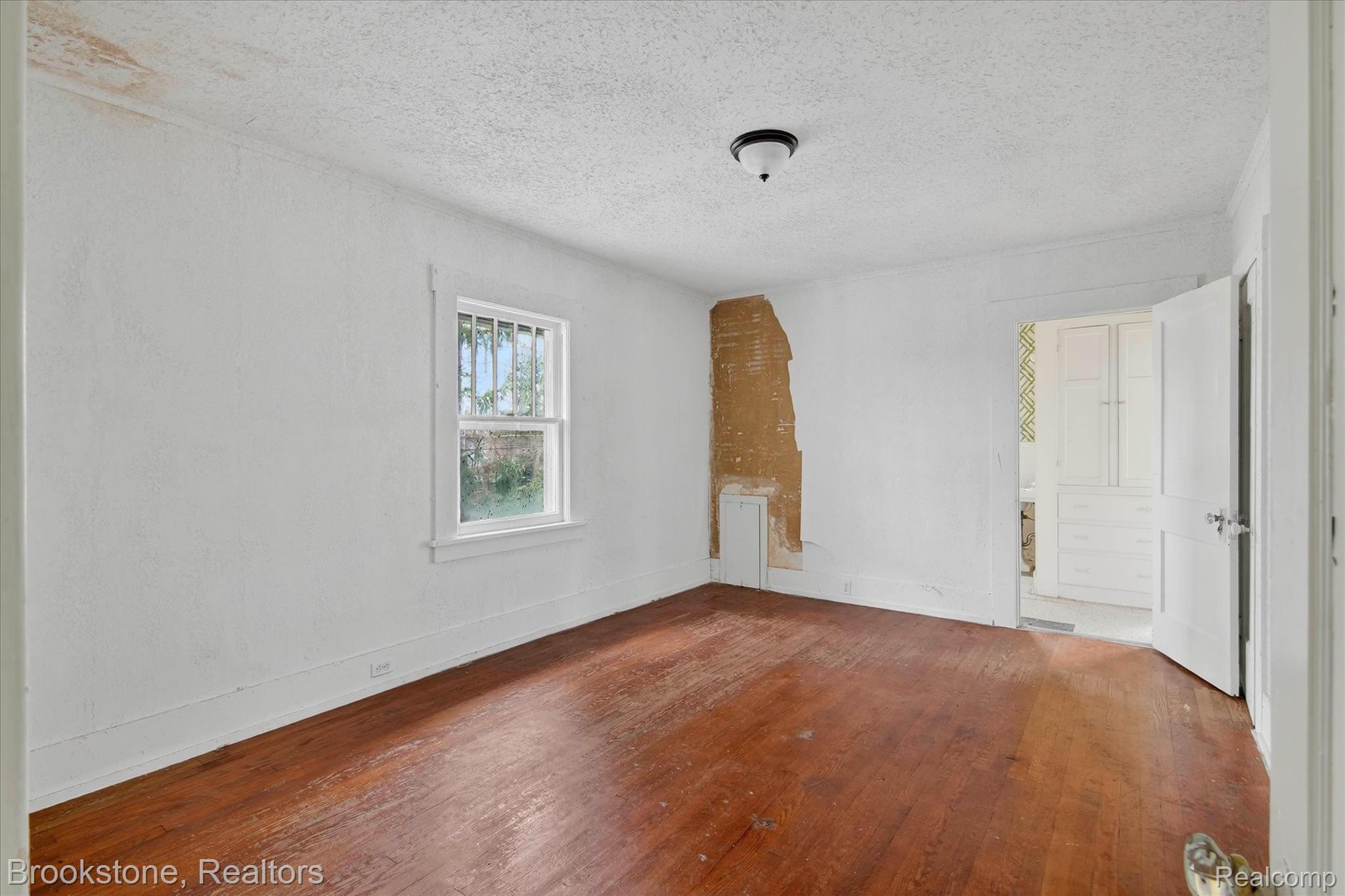 319 Homecrest Road