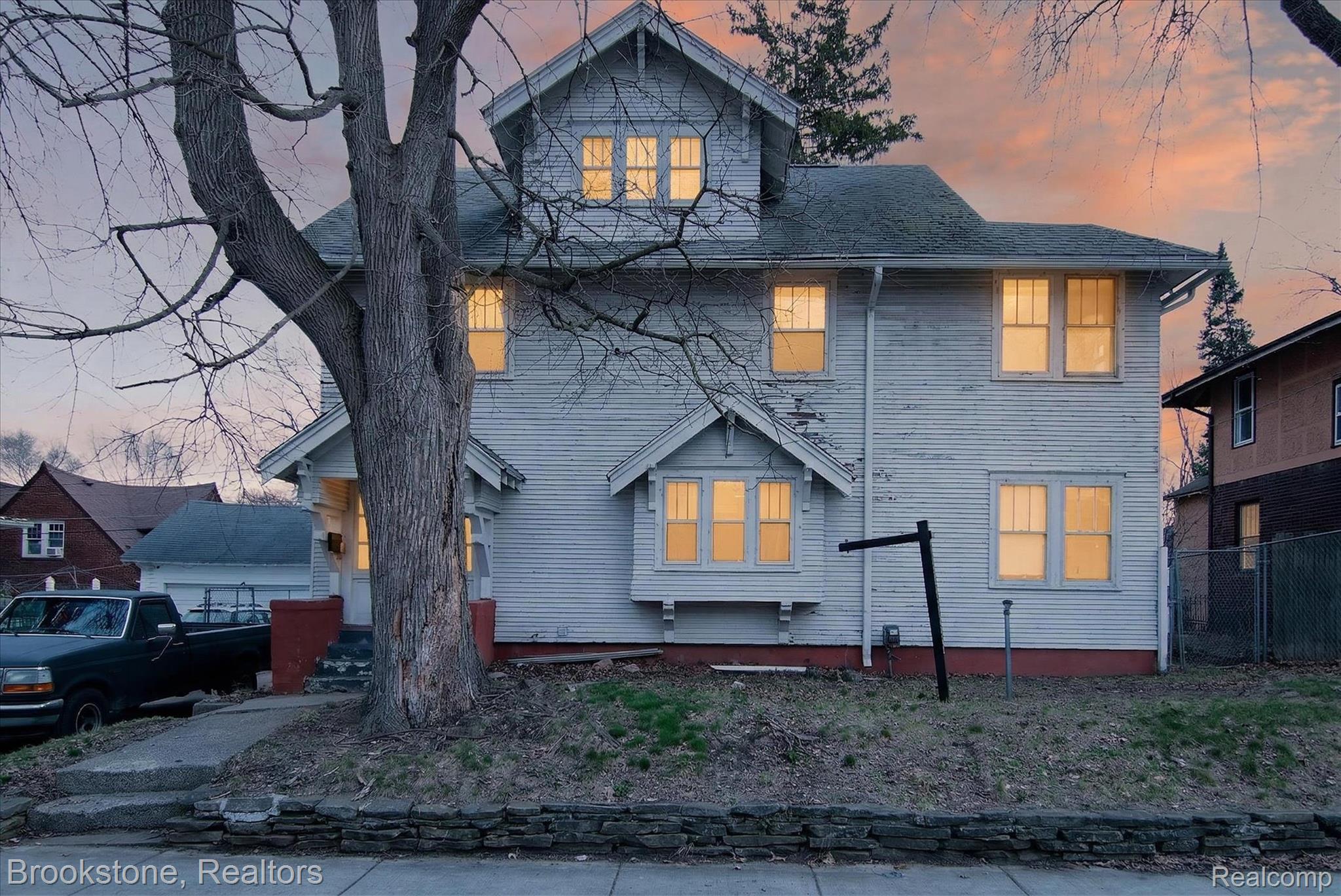 319 Homecrest Road
