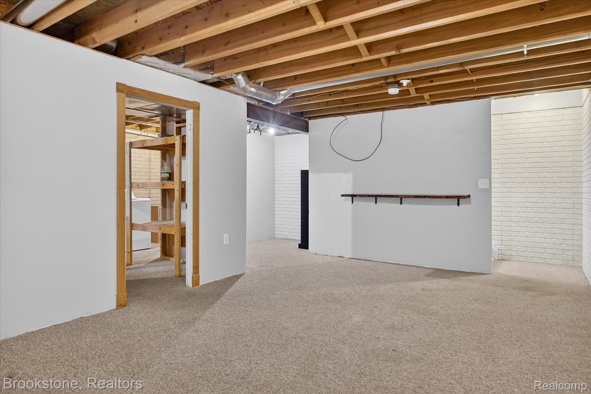 116 Maple Boulevard
