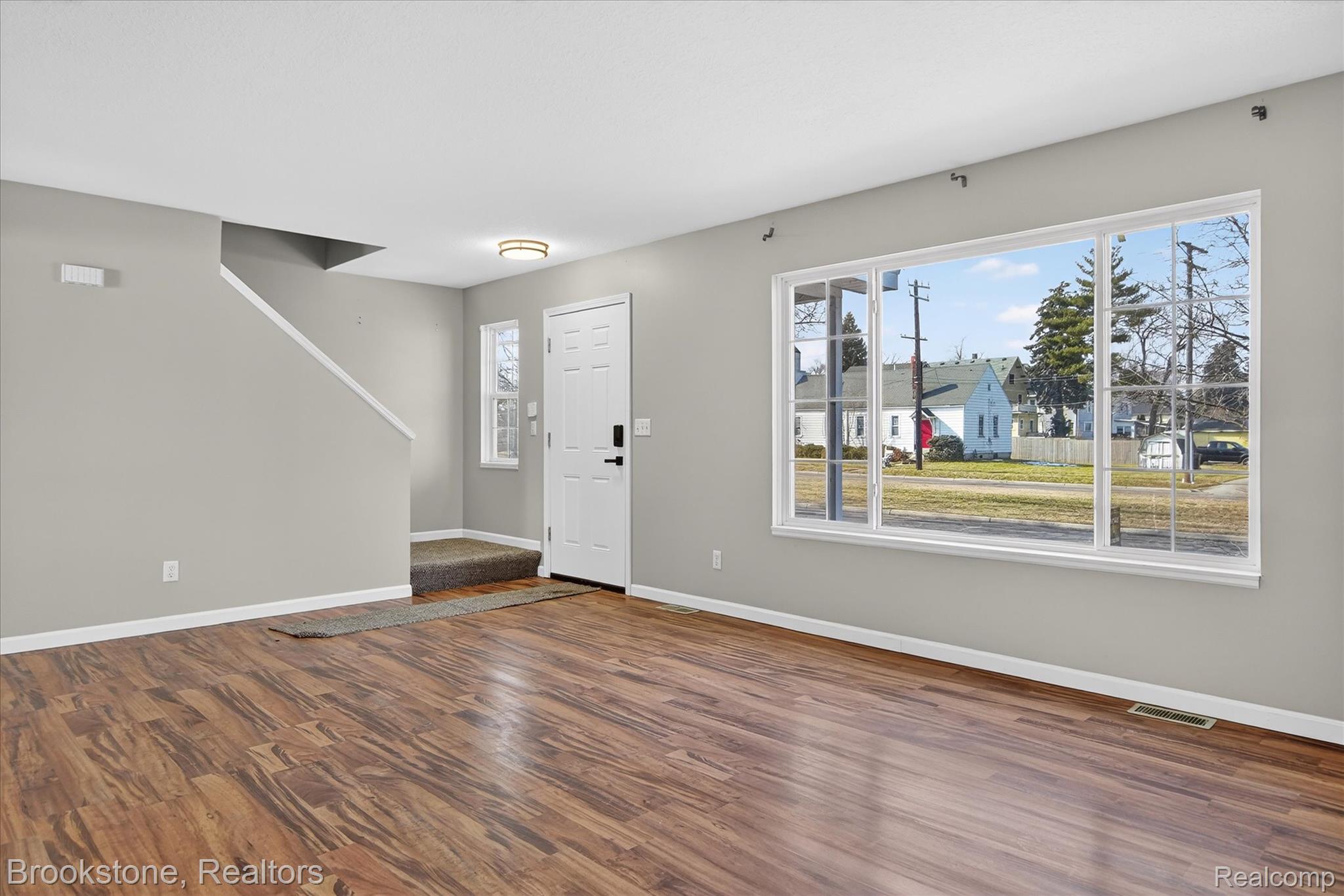 116 Maple Boulevard