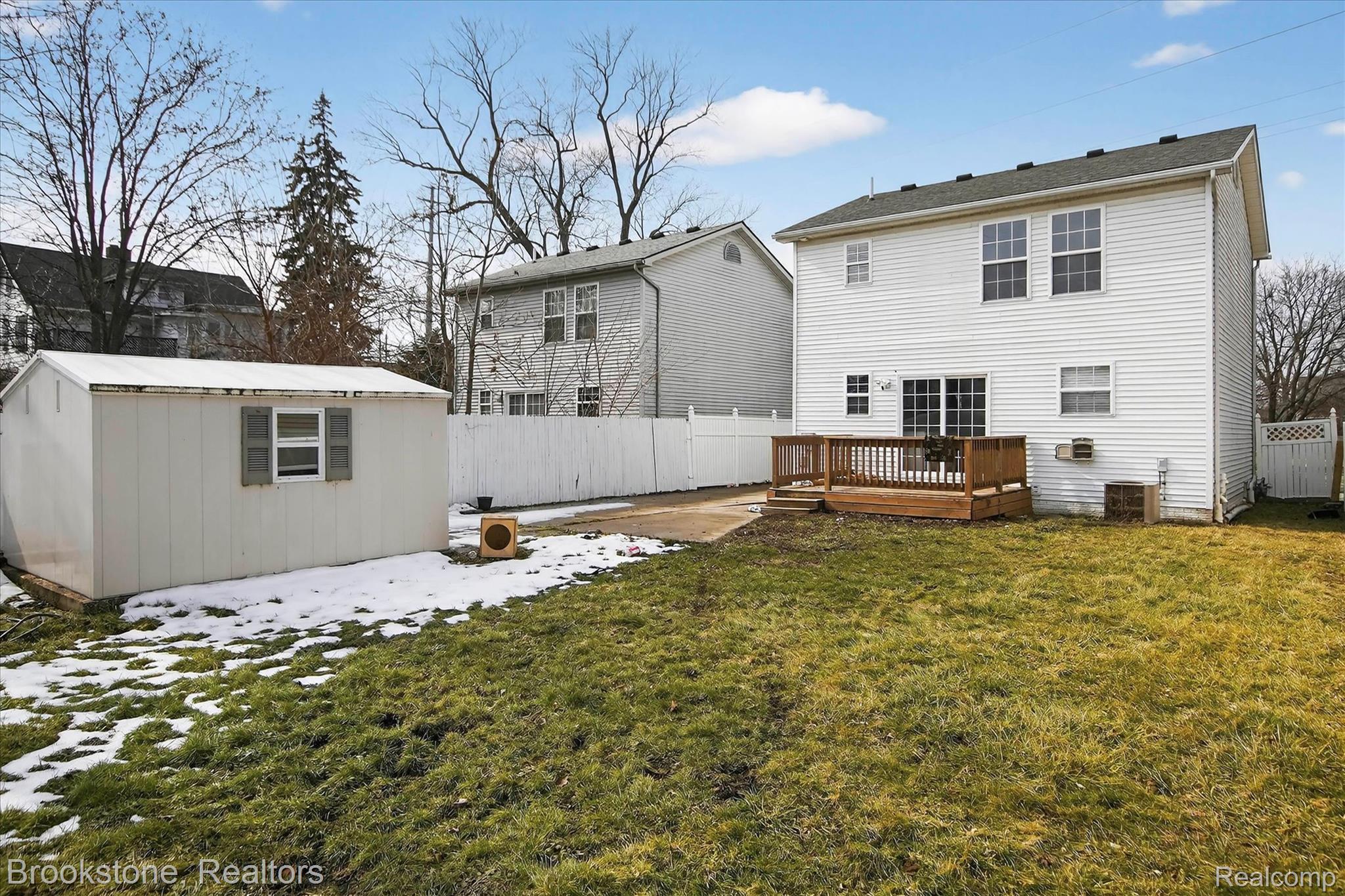 116 Maple Boulevard