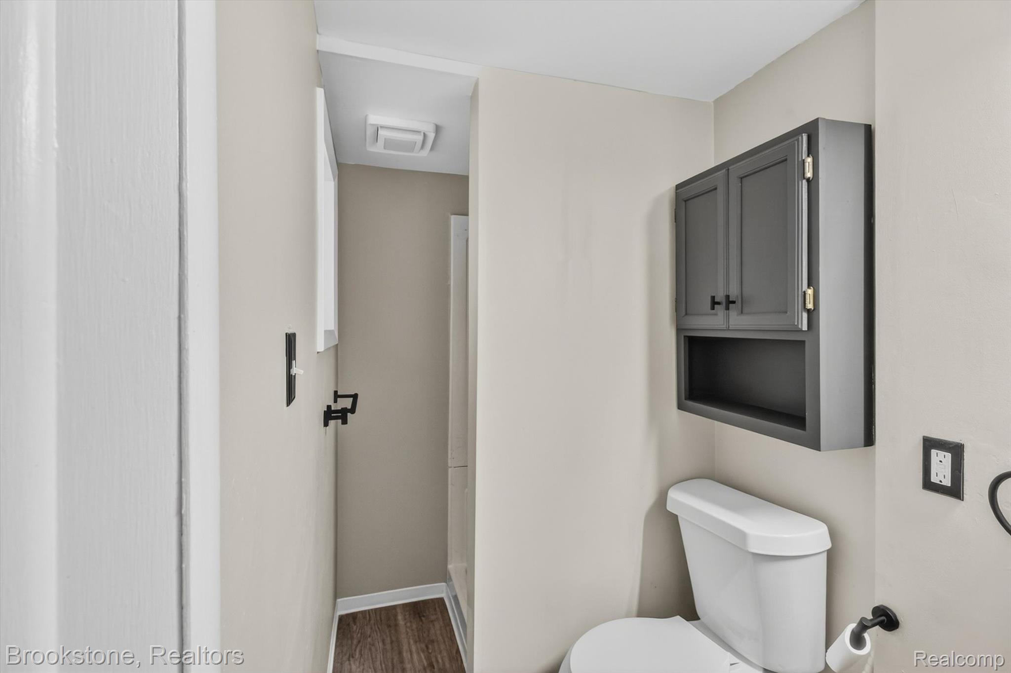 32260 Oscoda Court