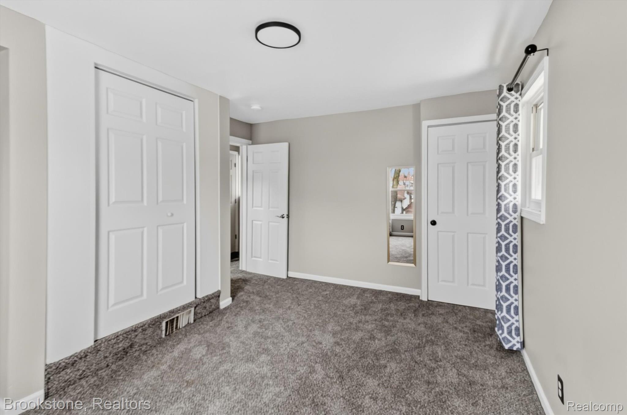 32260 Oscoda Court
