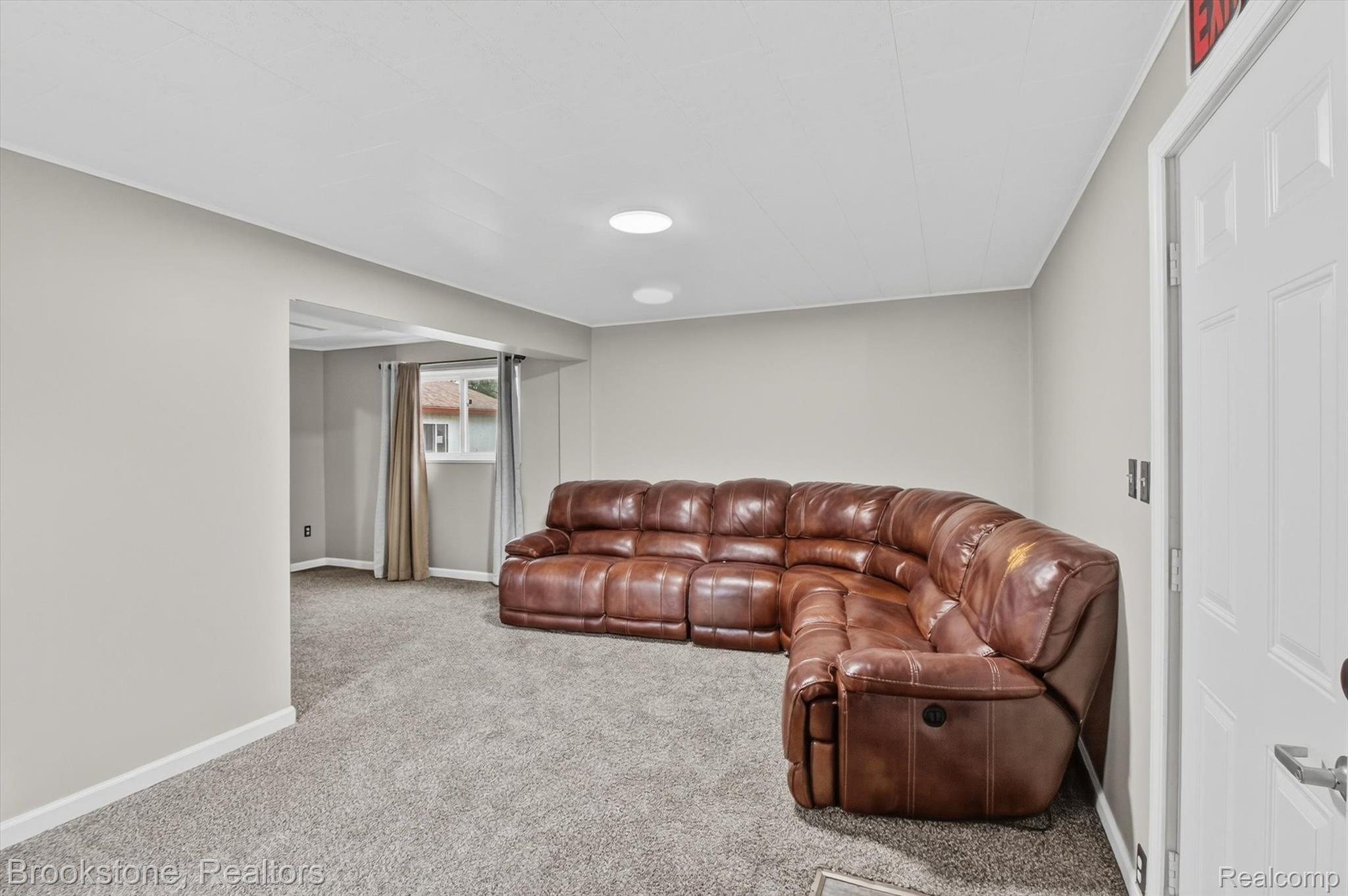 32260 Oscoda Court