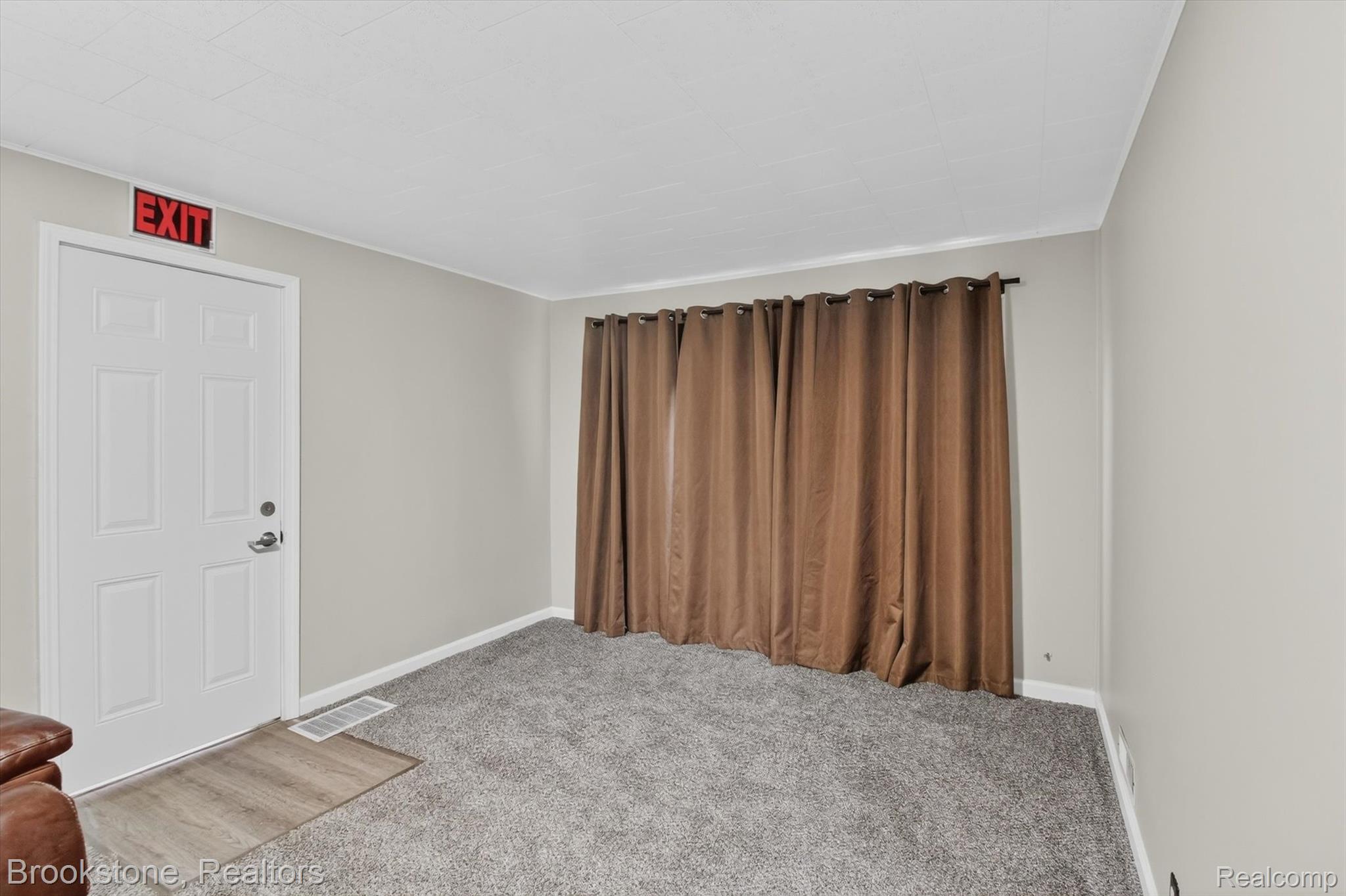 32260 Oscoda Court