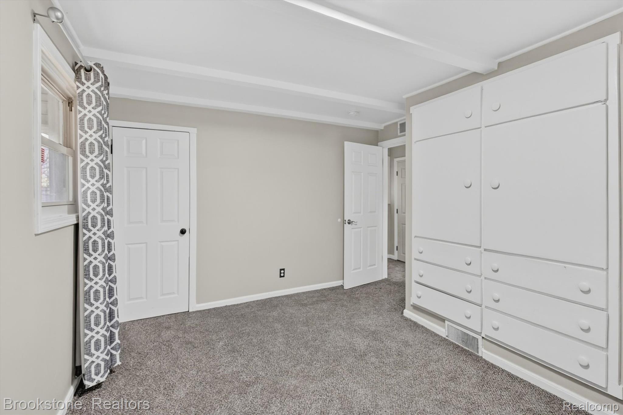 32260 Oscoda Court