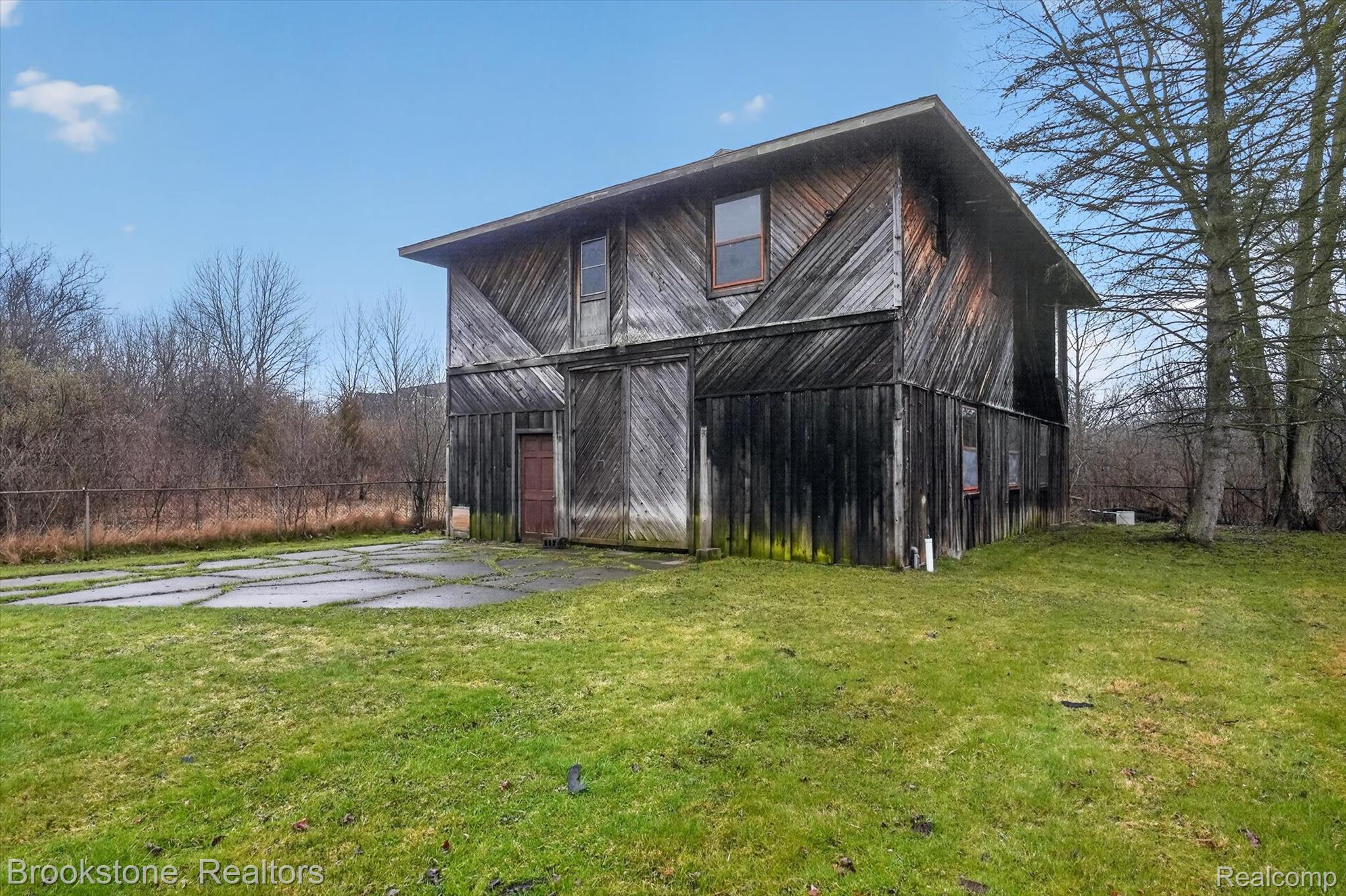 11080 Lapeer Road