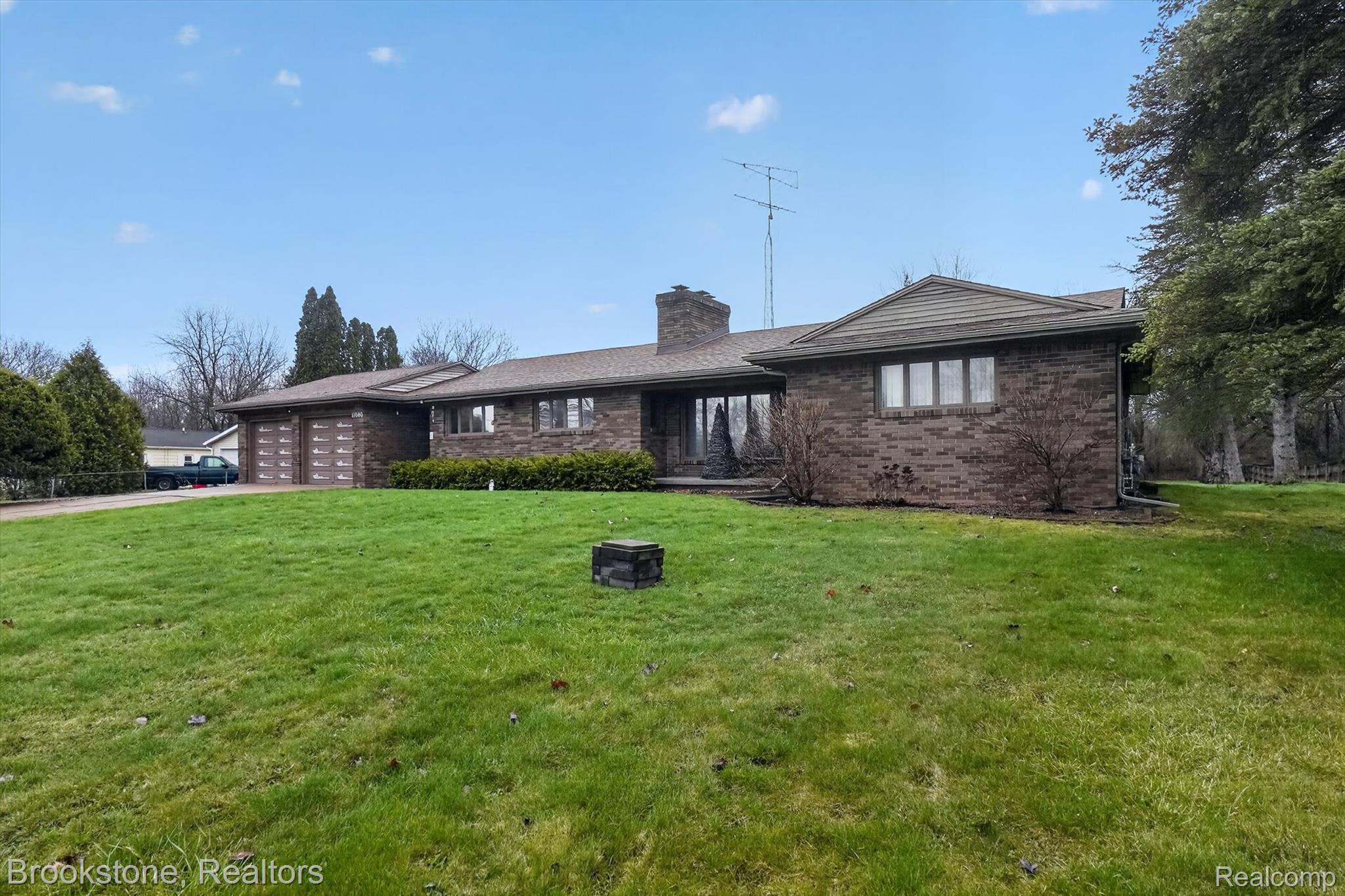 11080 Lapeer Road
