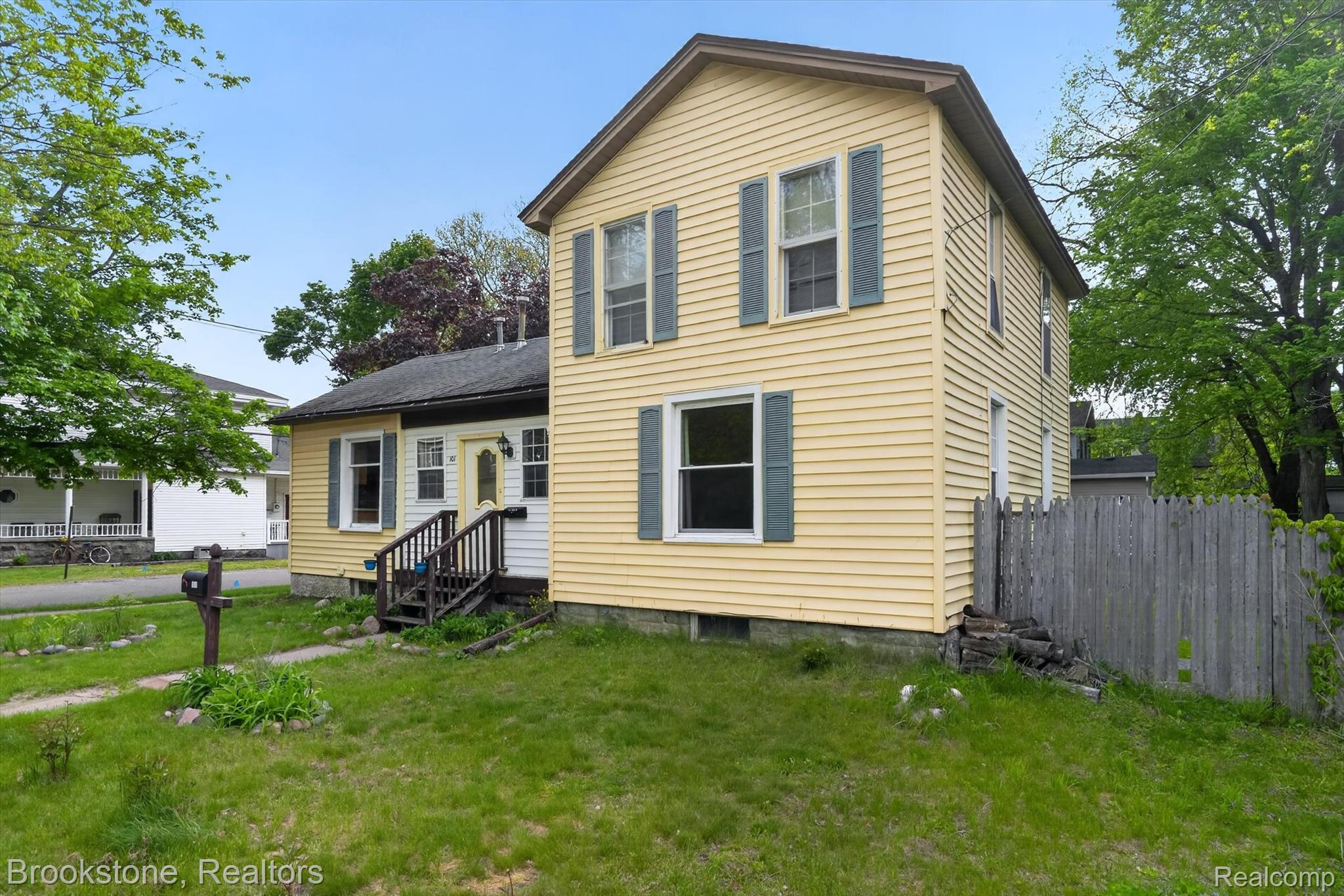 101 S East Street