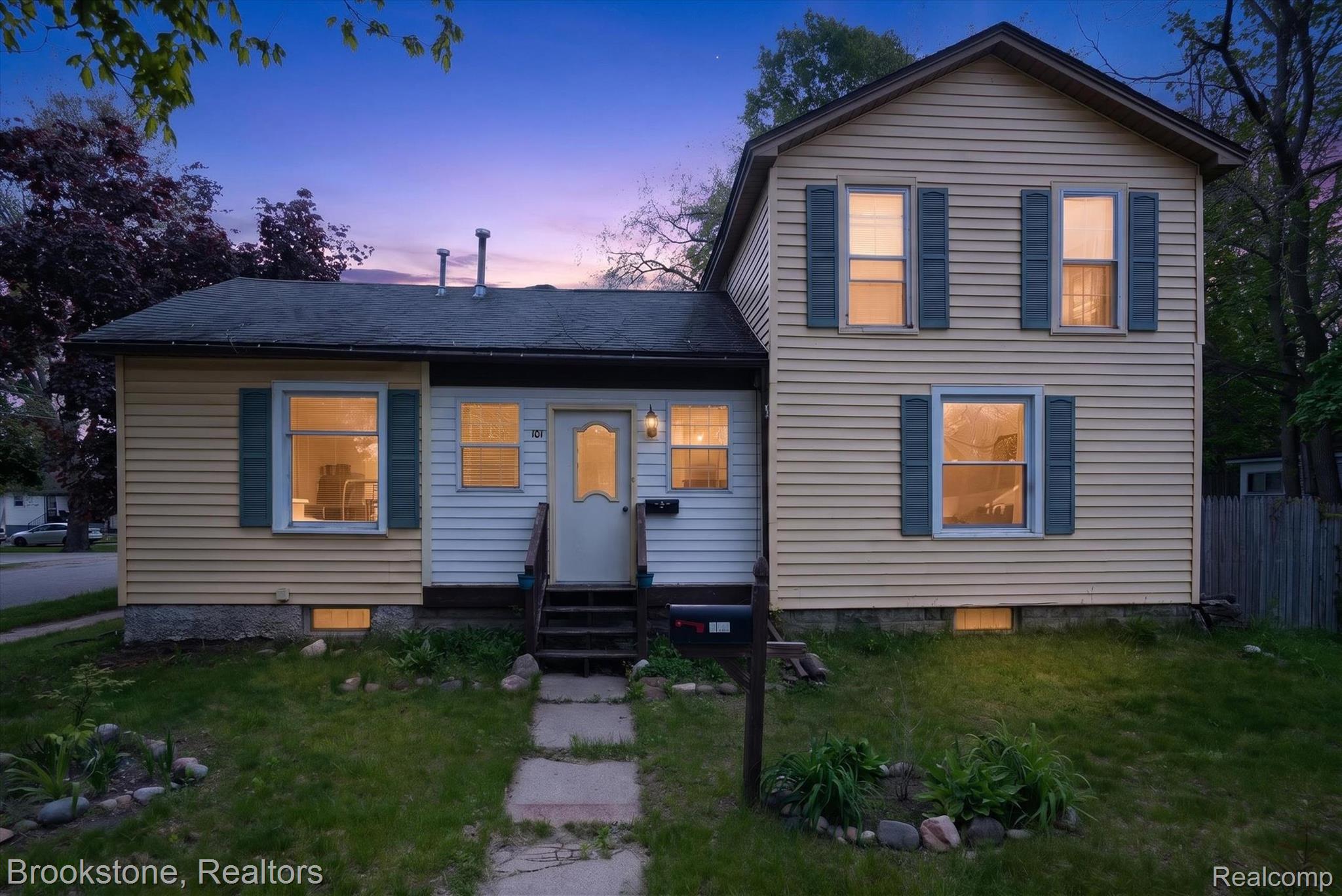 101 S East Street