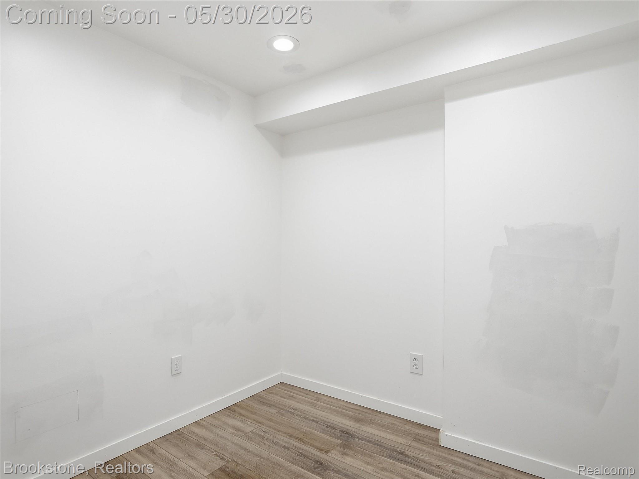 7271 Ray Road