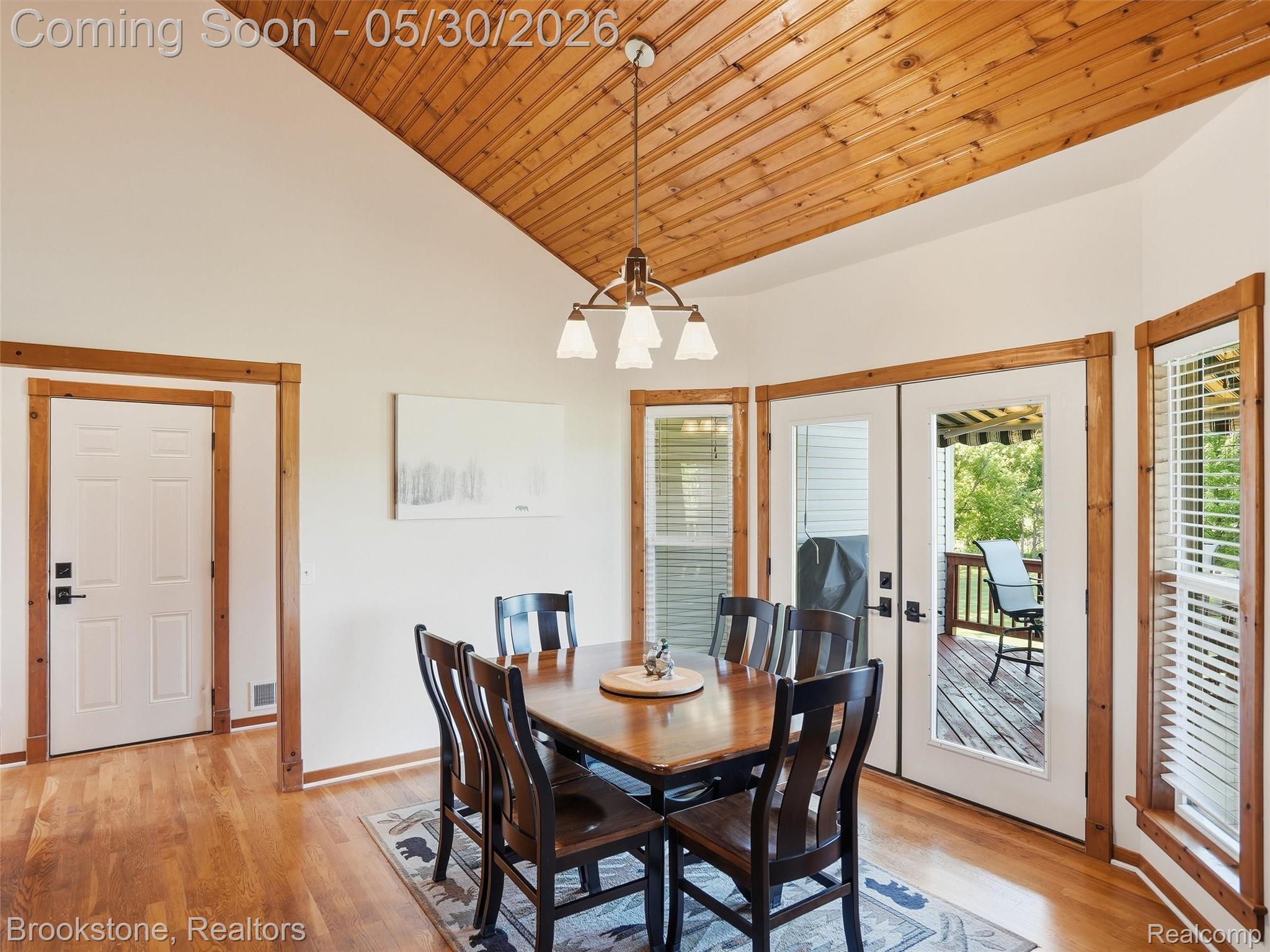 7271 Ray Road