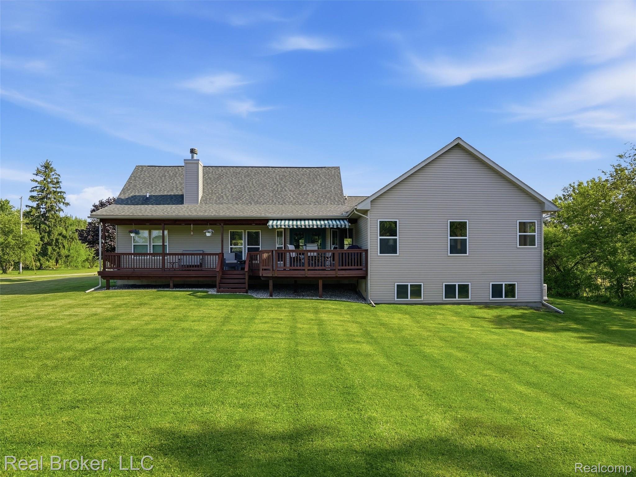 7271 Ray Road