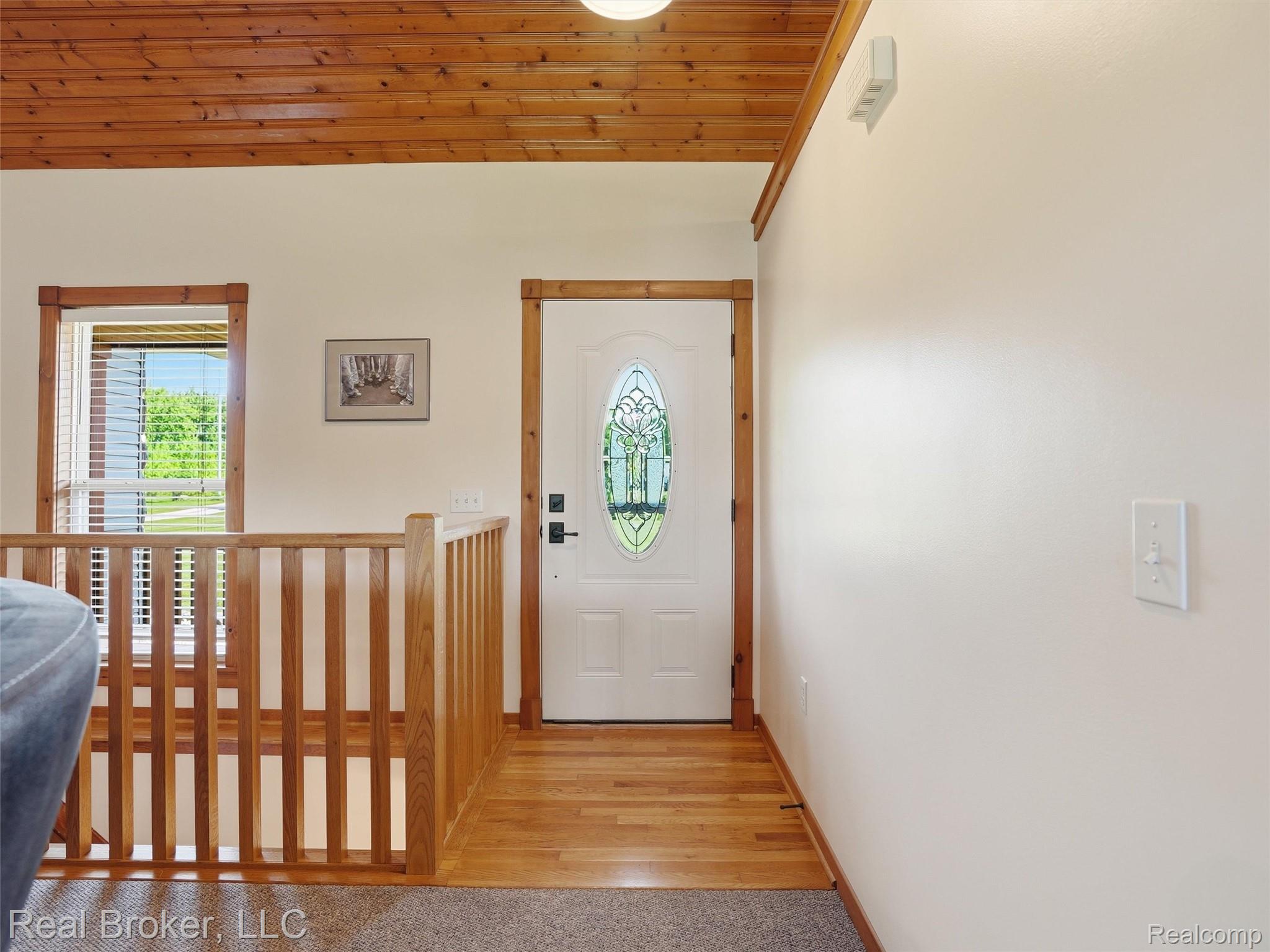 7271 Ray Road
