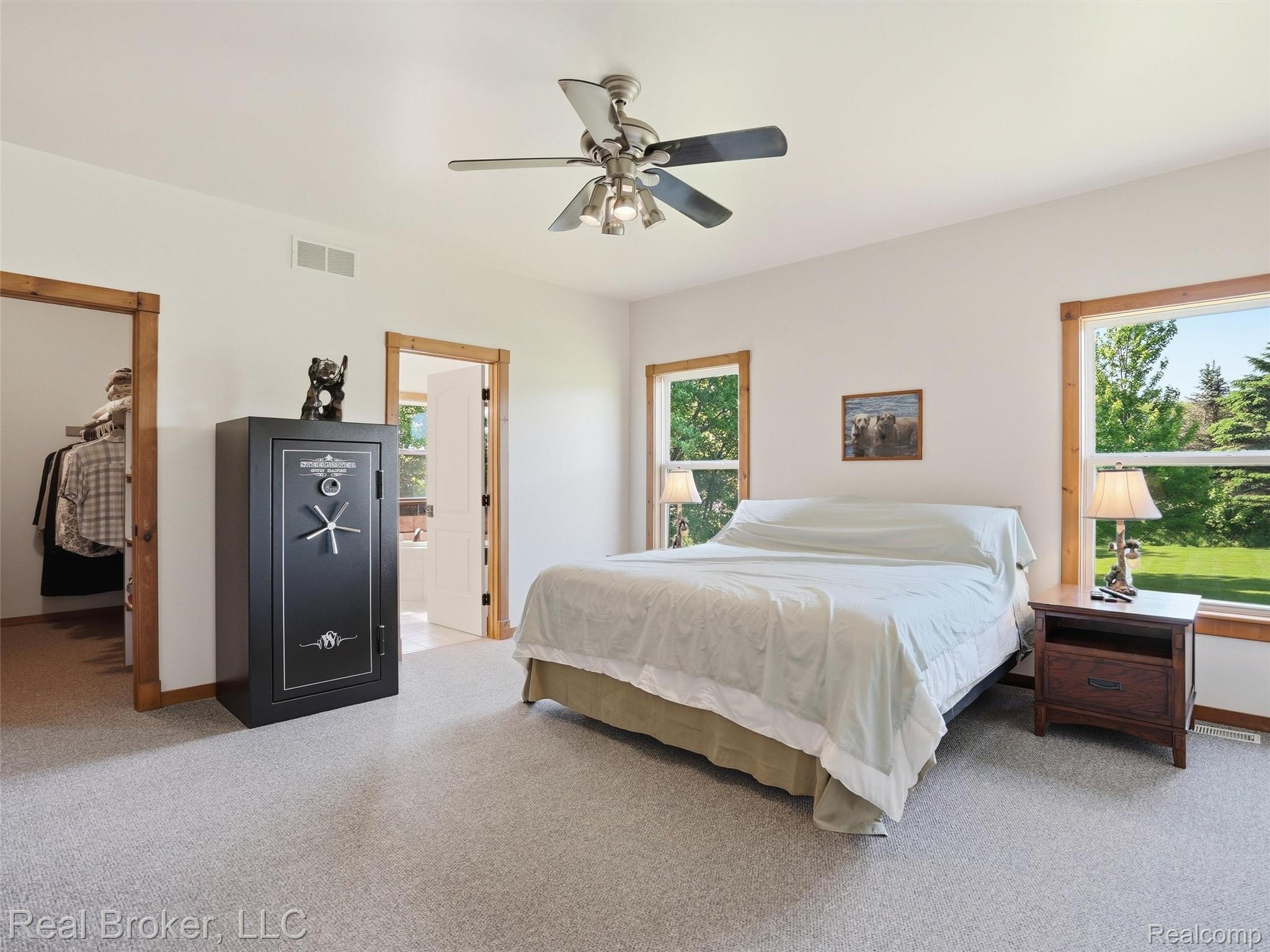 7271 Ray Road