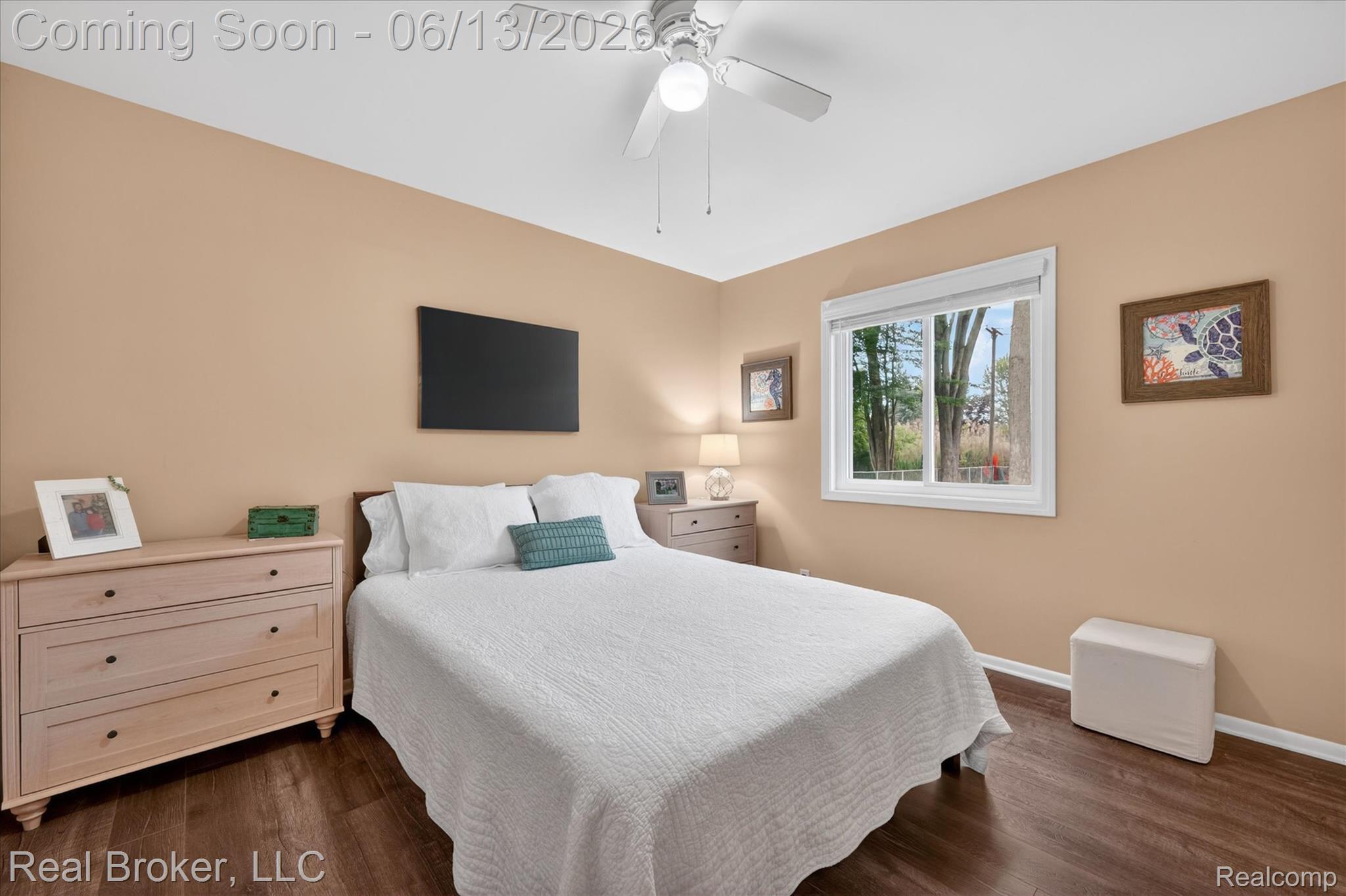 125 Maple Avenue