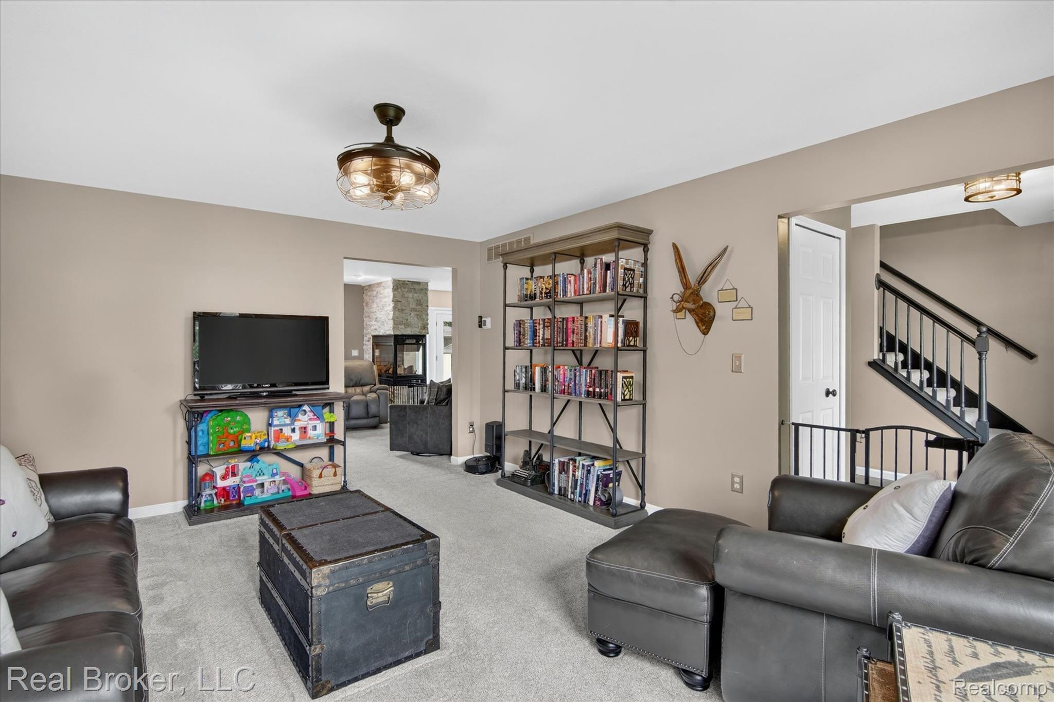 15156 Oak Valley Lane