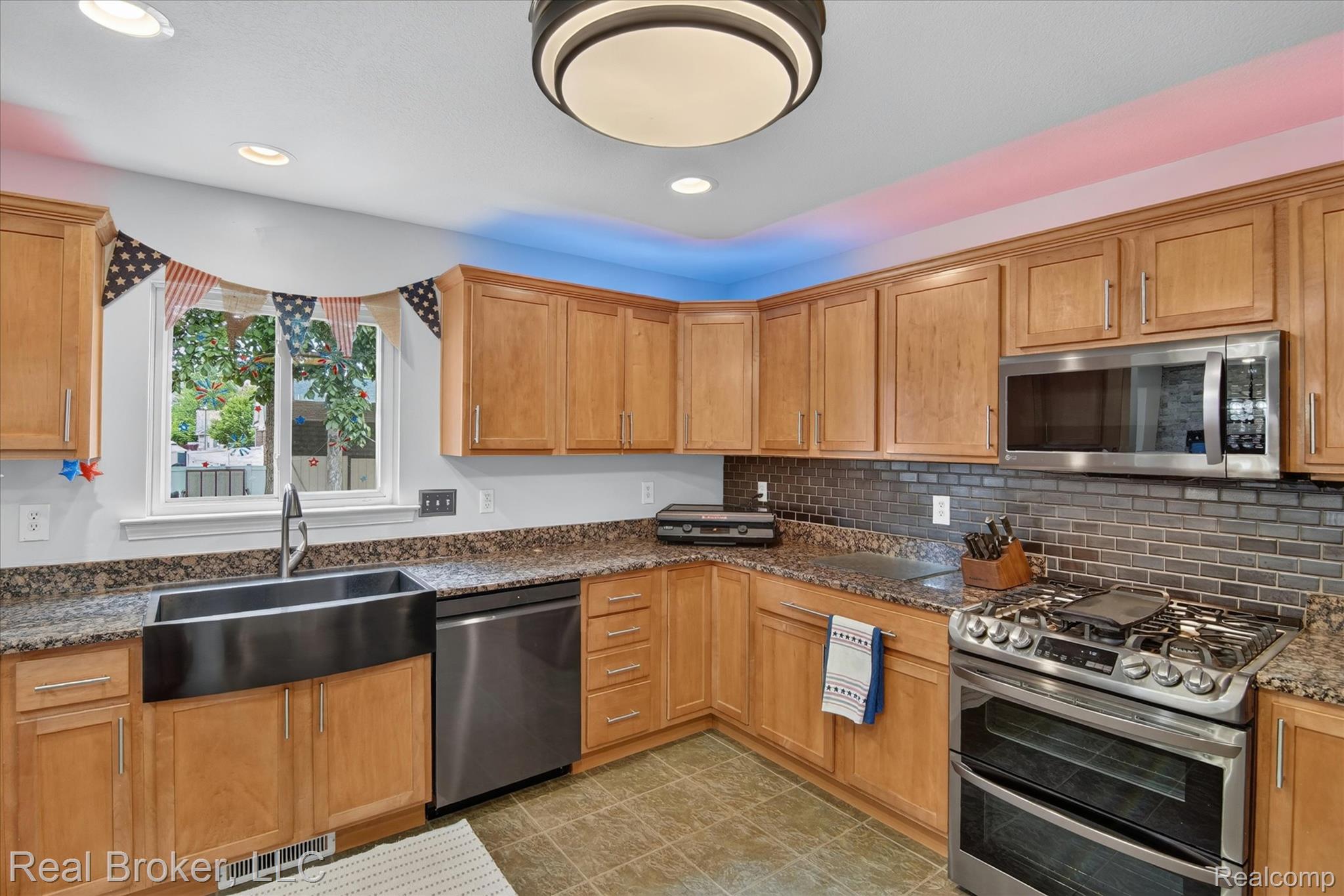 15156 Oak Valley Lane
