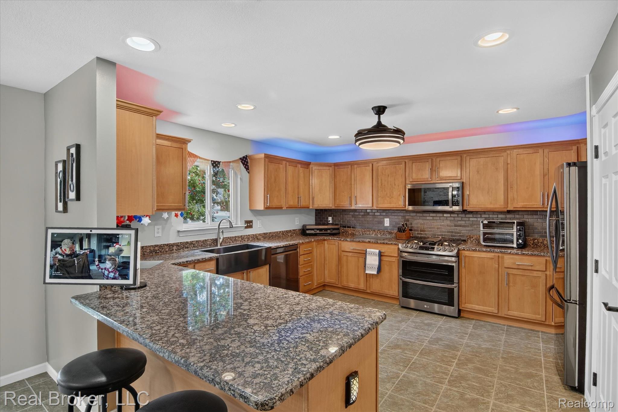 15156 Oak Valley Lane