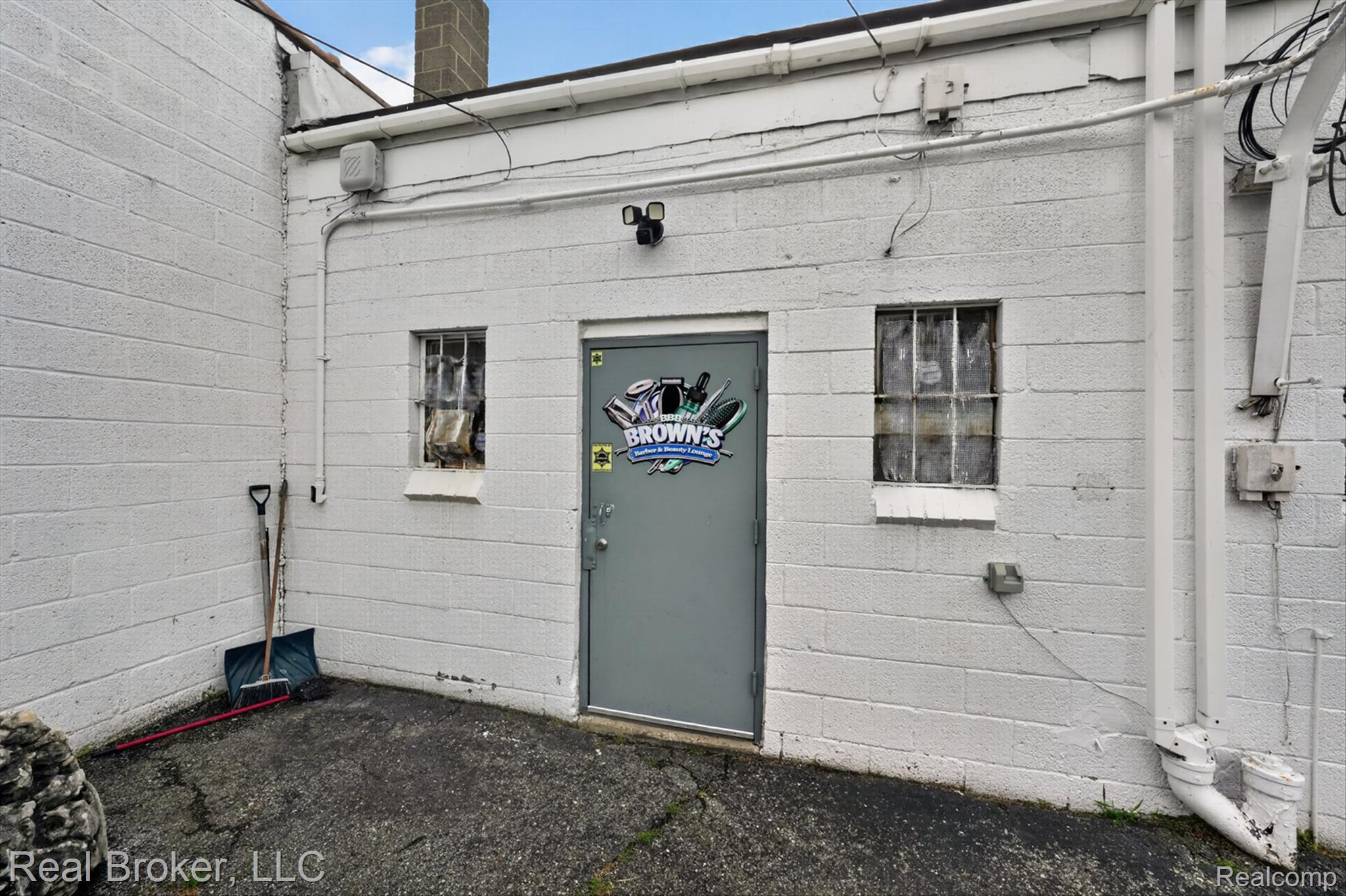 22713-22715 Plymouth Road