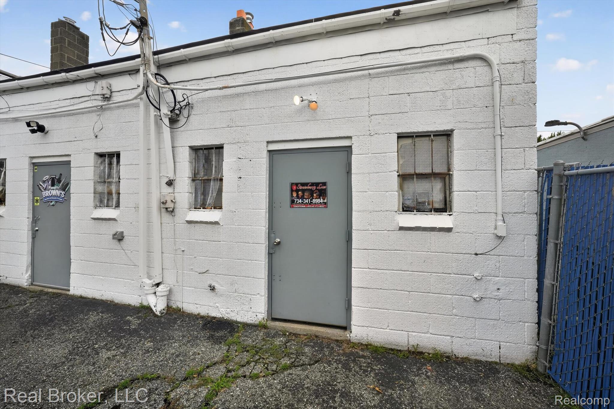 22713-22715 Plymouth Road