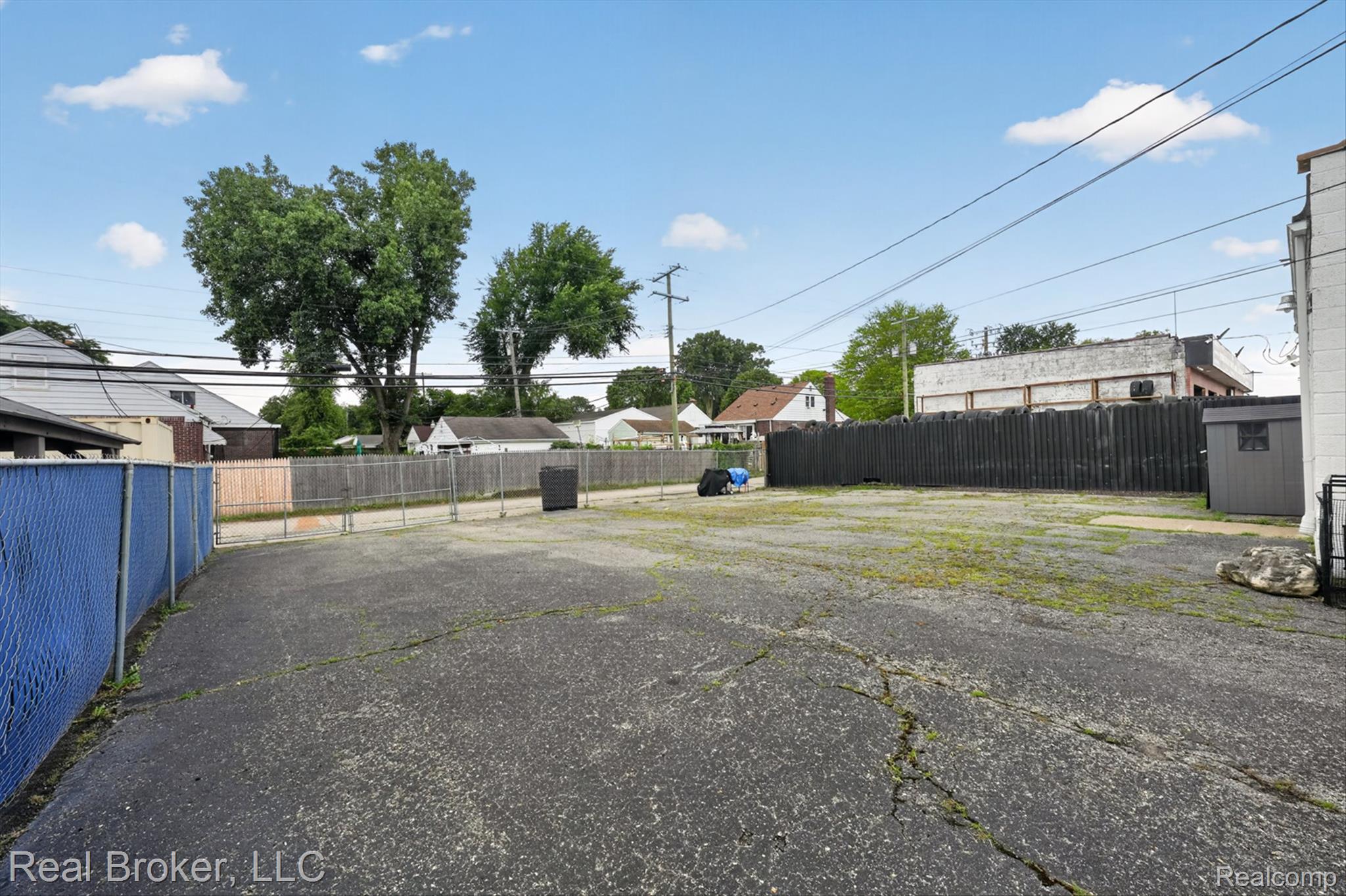 22713-22715 Plymouth Road