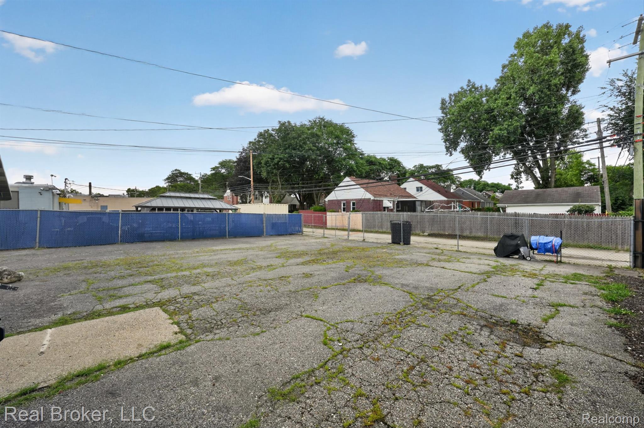 22713-22715 Plymouth Road