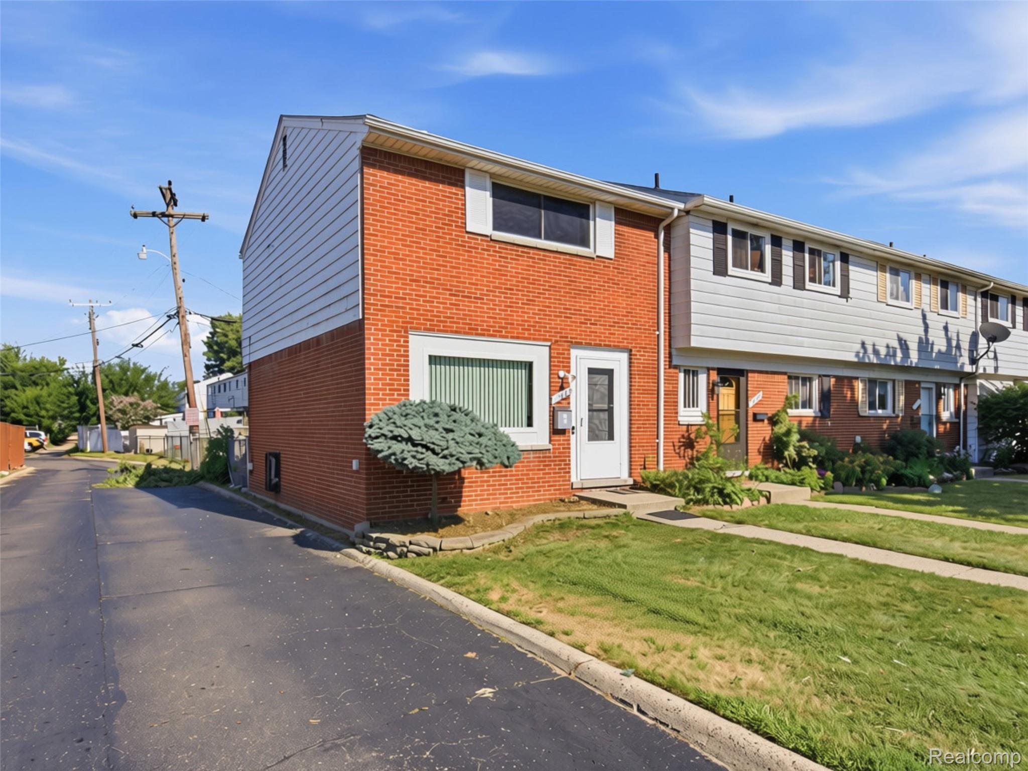 19889 Susan Court
