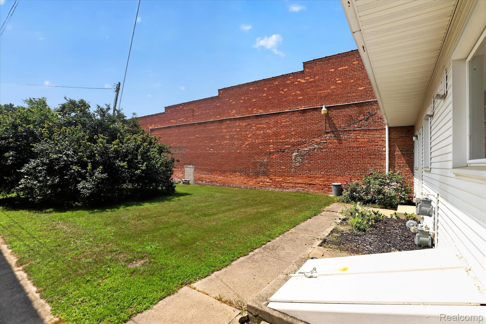 231 W Main Street