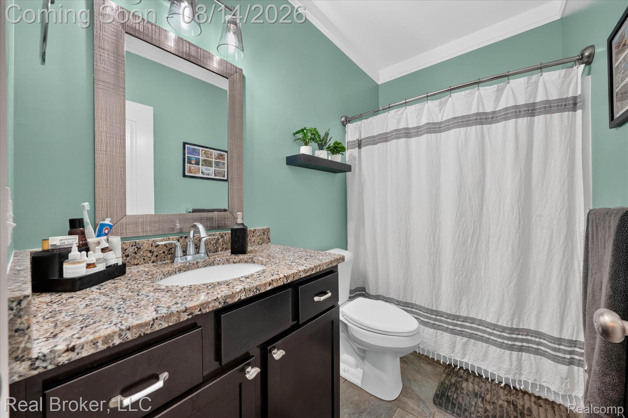 322 Hidden River E