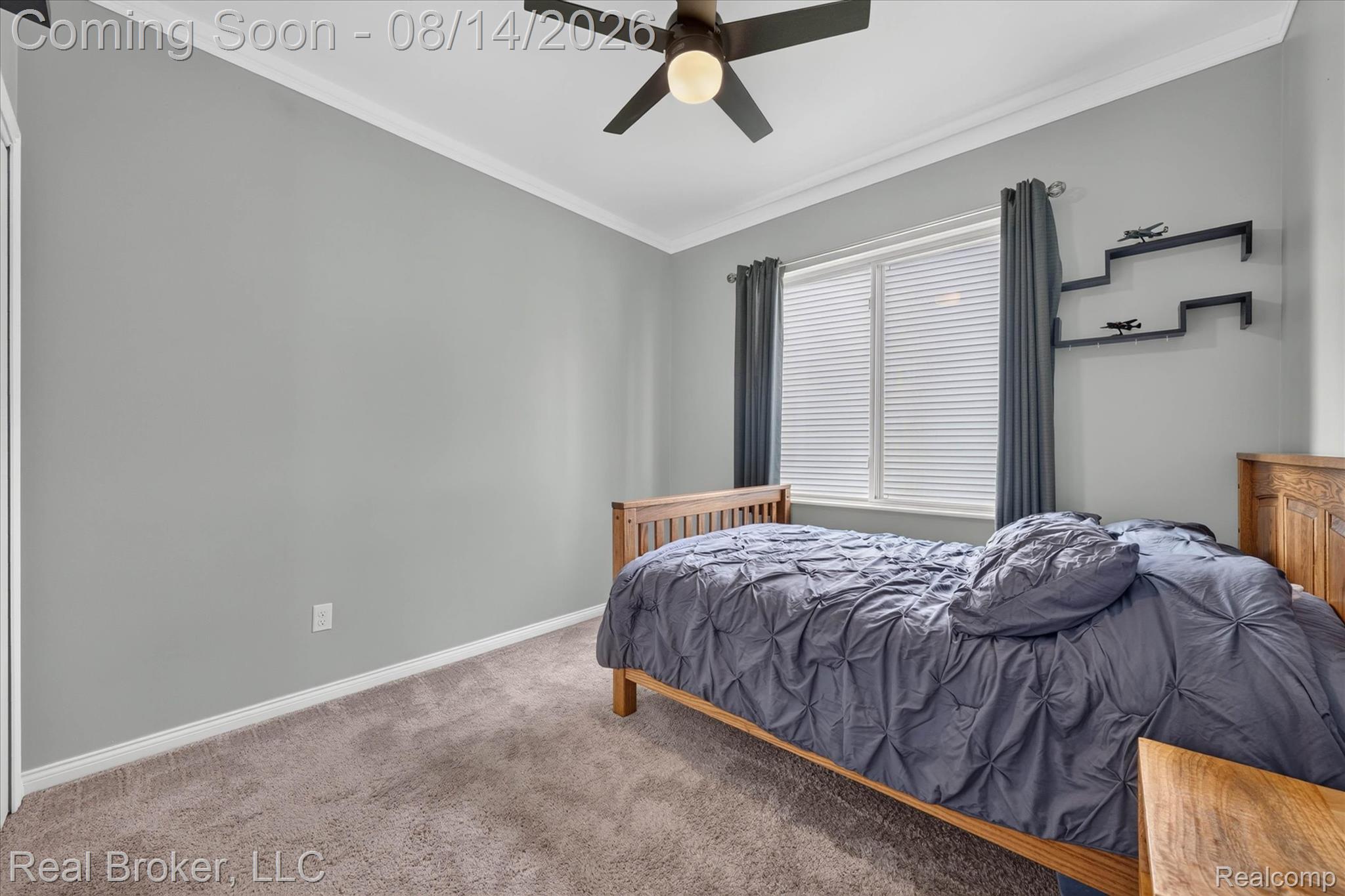 322 Hidden River E