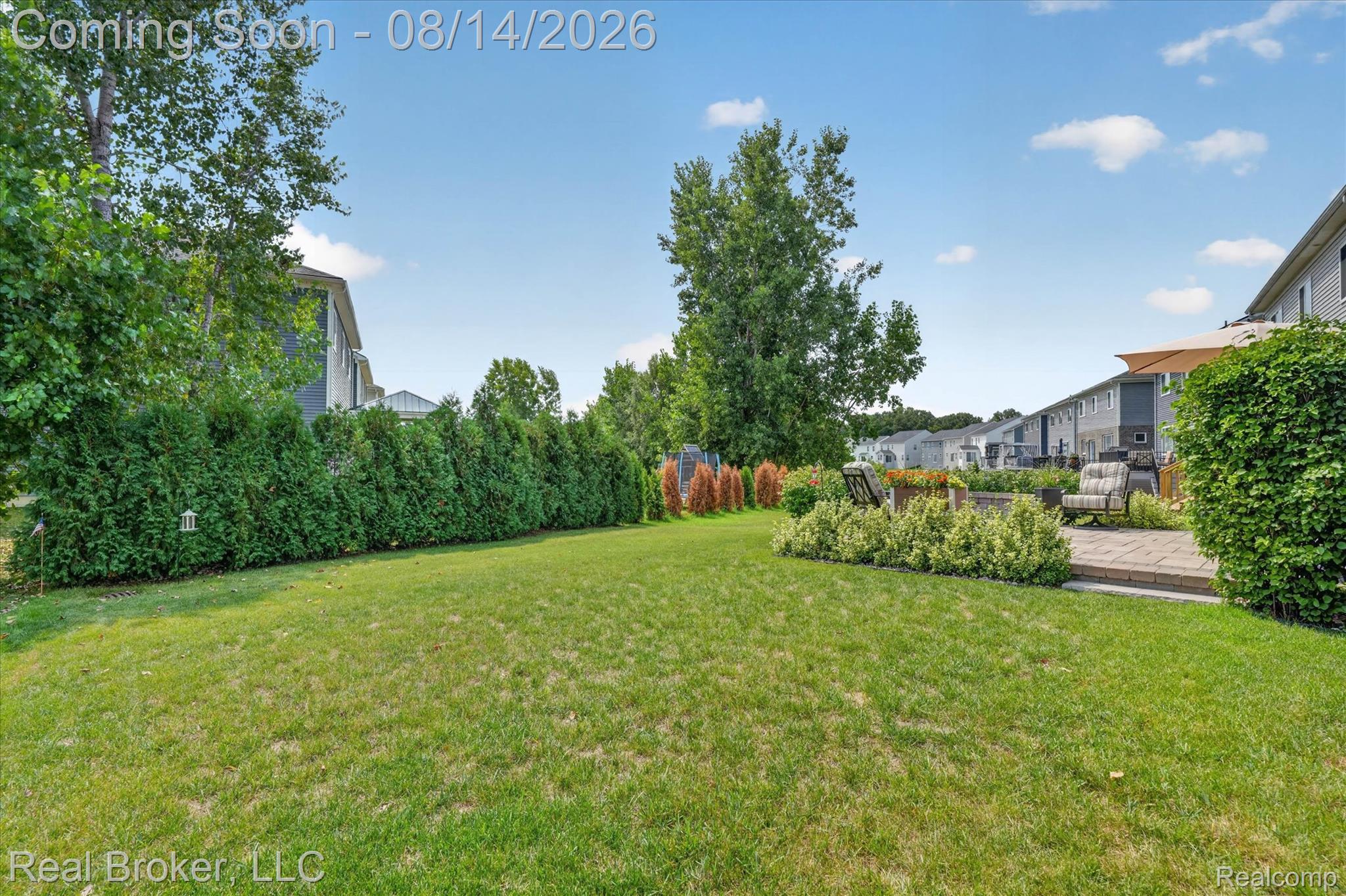 322 Hidden River E