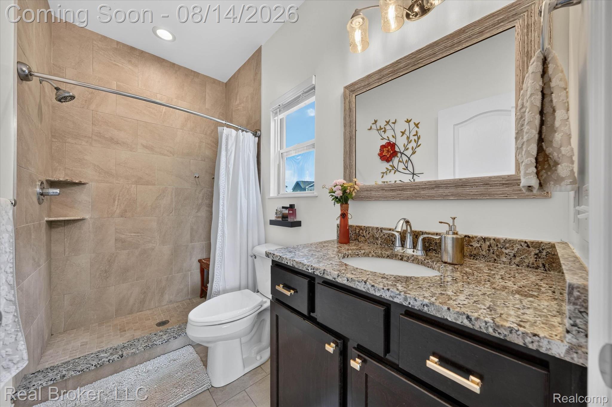 322 Hidden River E