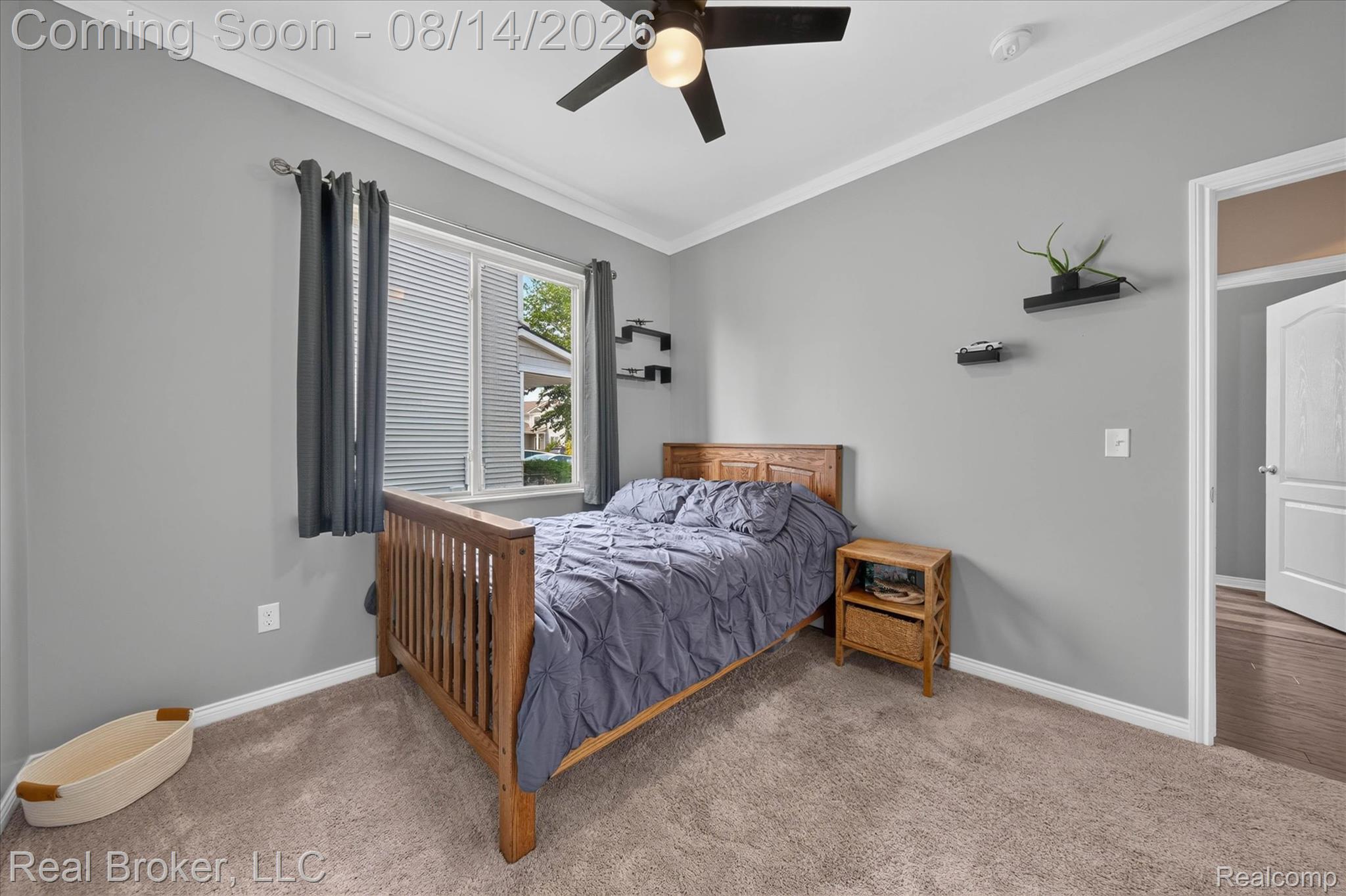 322 Hidden River E
