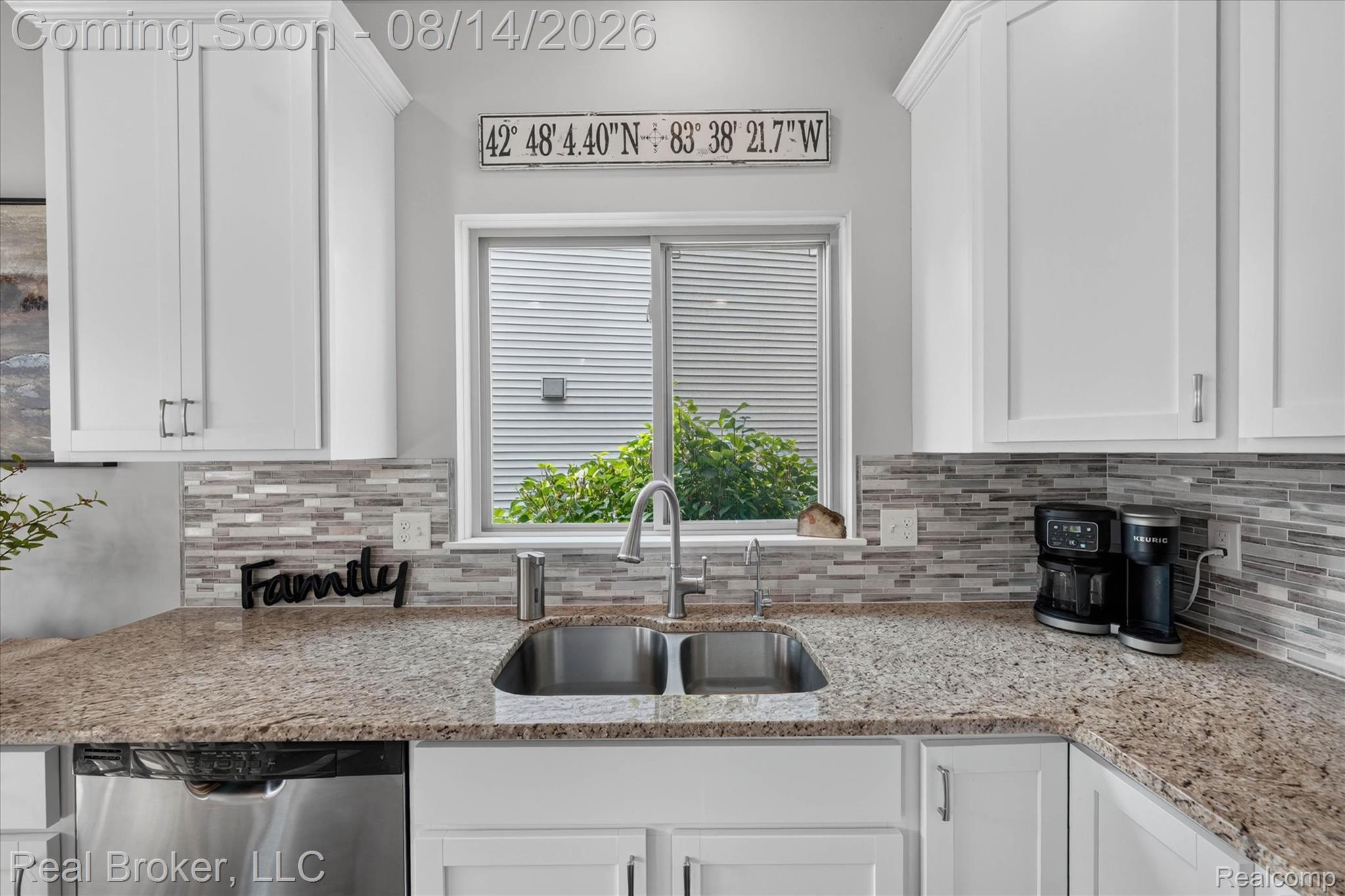 322 Hidden River E