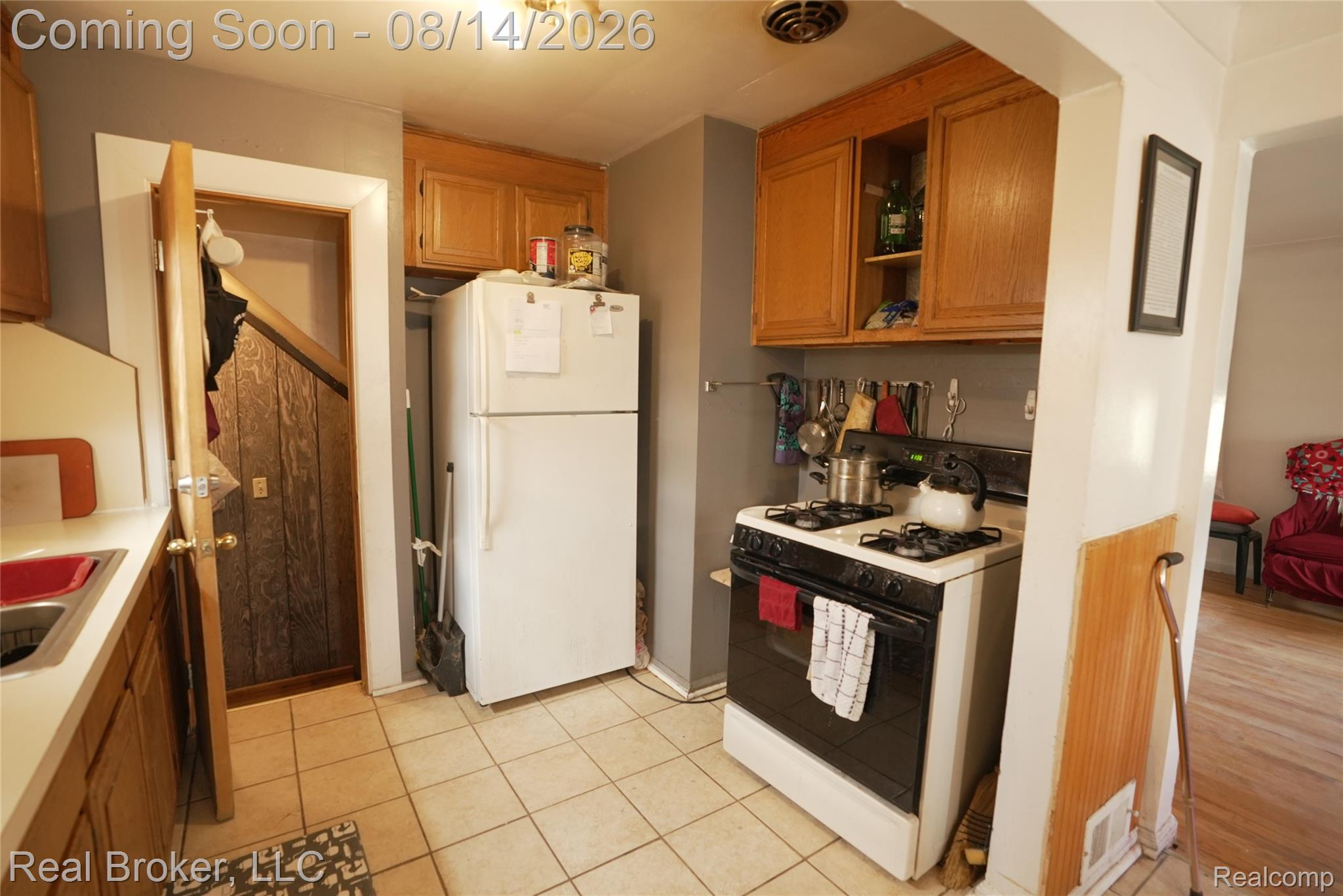 9557 Meyers Road