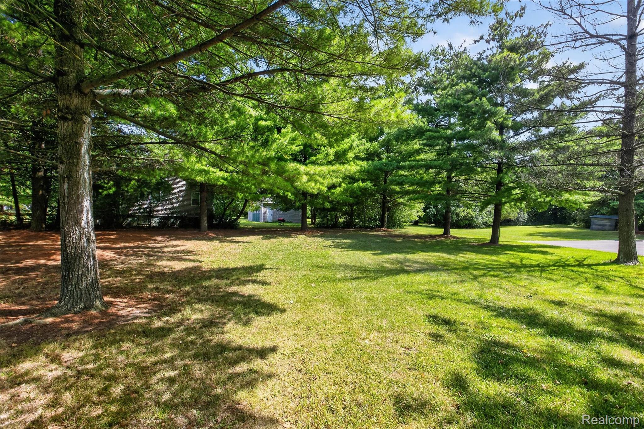 1011 S Graham Road