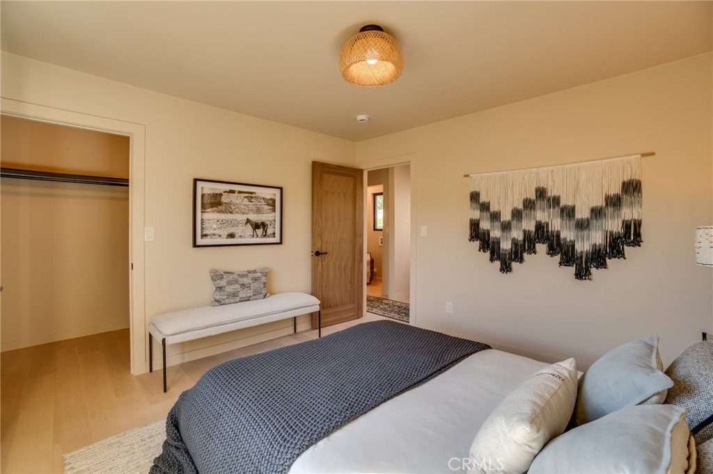 785 W Harriet Street