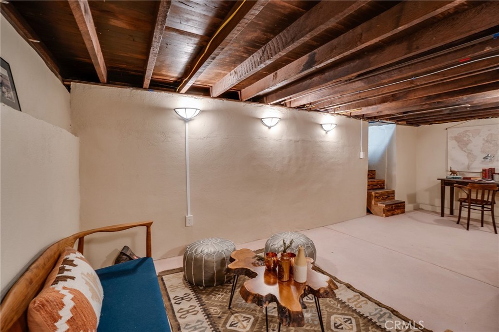 785 W Harriet Street